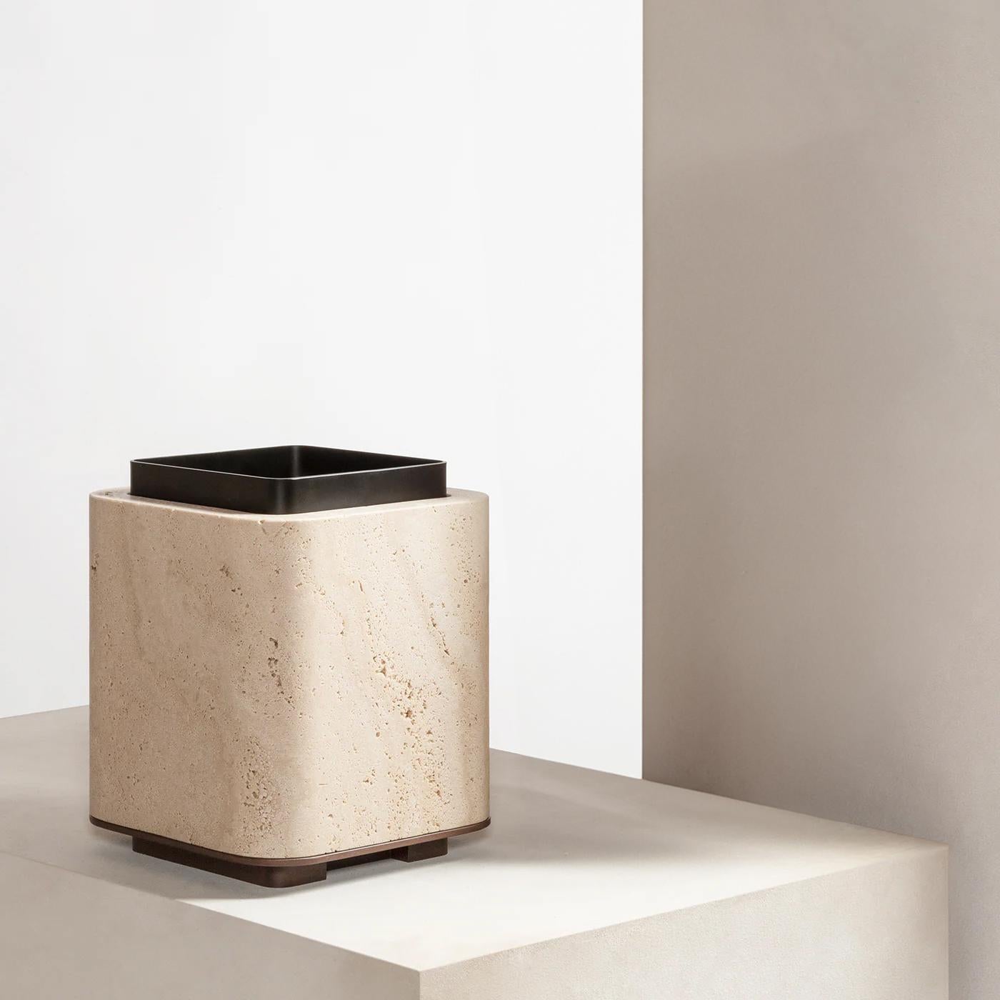 Contemporary Liguria Large Vase For Sale