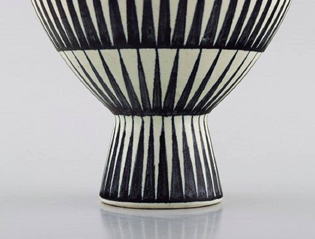Finnish Liisa Hallamaa Larsen for Arabia, Unique Vase in Glazed Stoneware, 1960s
