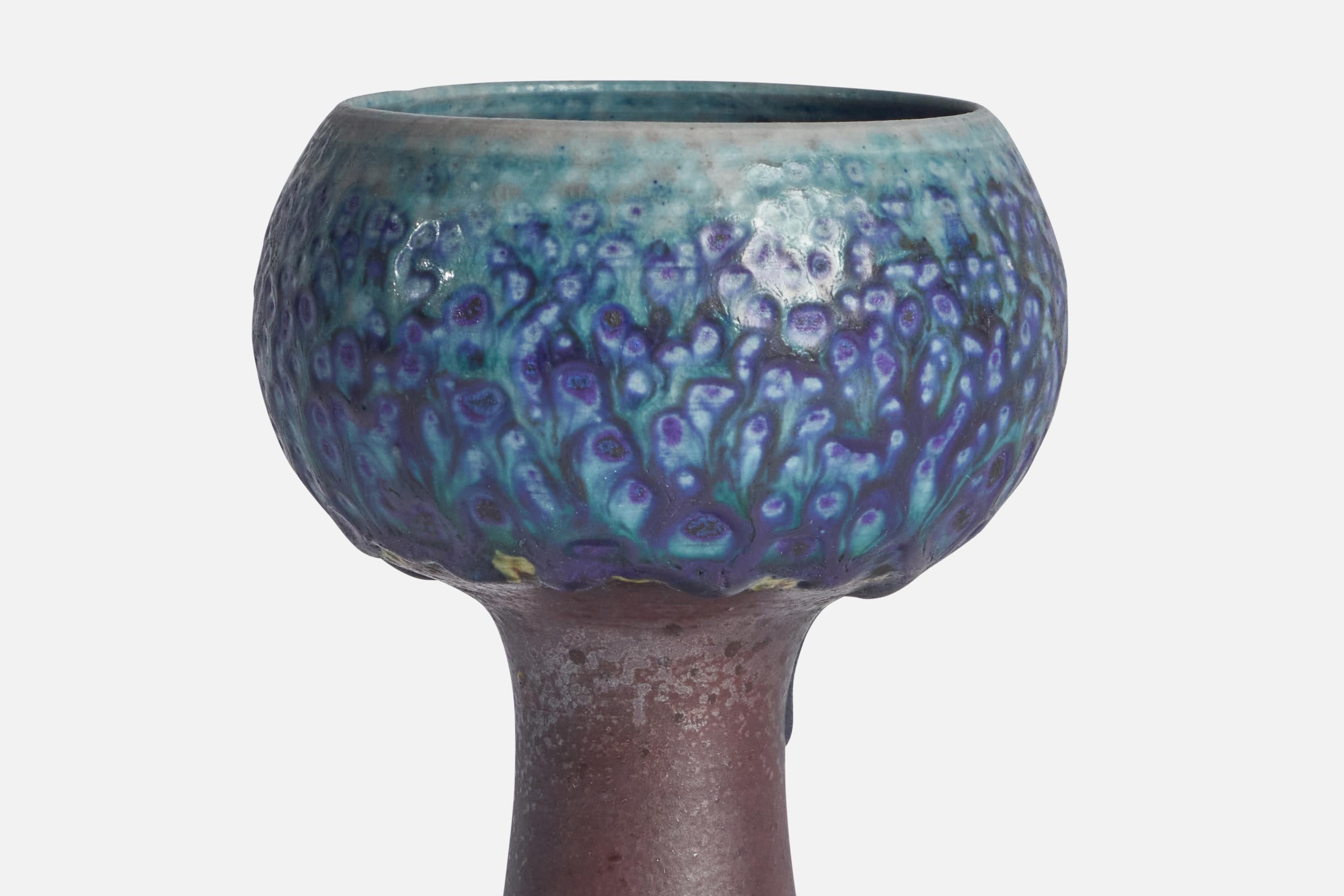 Finnish Liisa Hallamaa, Vase, Stoneware, Finland, 1950s For Sale