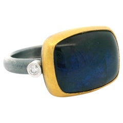 Anello Lika Behar in argento annerito, oro giallo, labradorite, diamante, Kami