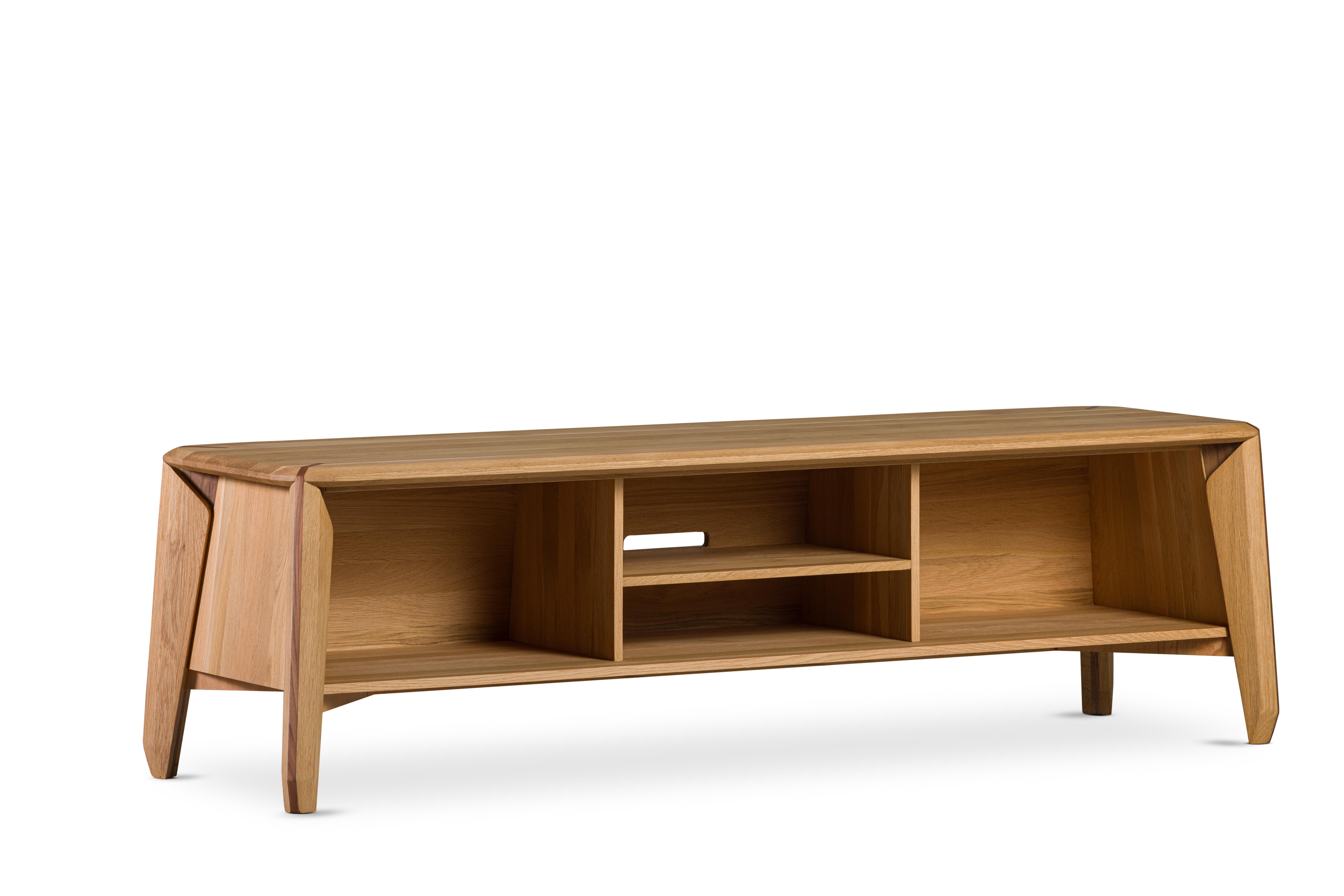 Lika TV-Element mit Holzabdeckung

Dieser TV-Schrank vereint Funktionalität und Ästhetik und verleiht Ihrem Wohnzimmer oder Büro einen modernen und eleganten Touch. Darüber hinaus ist sein Design mit den anderen Produkten der Lika Collection von