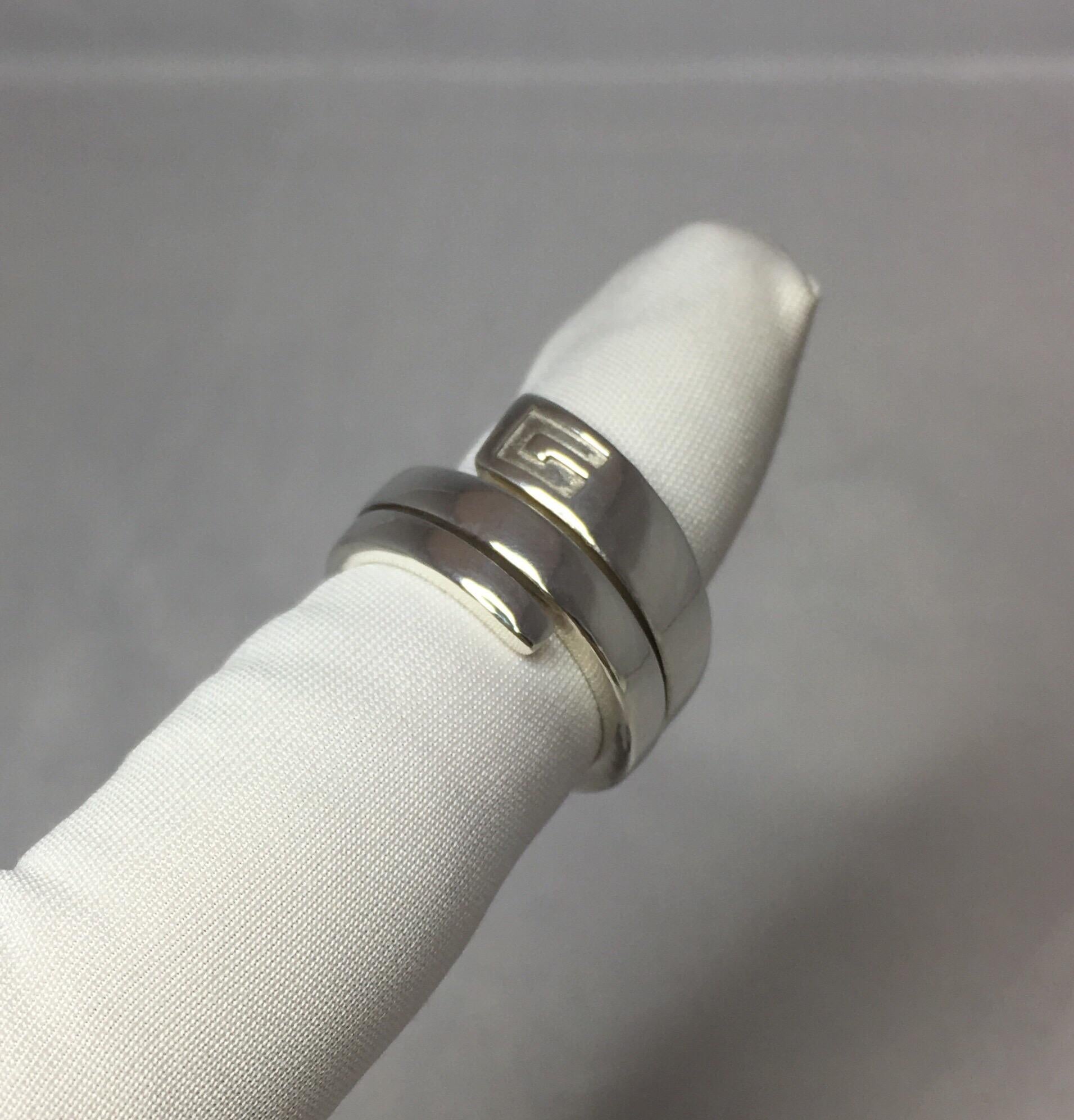 Like New Gucci Designer Sterling Silver Twist Swirl Ring Made in Italy with Box 2