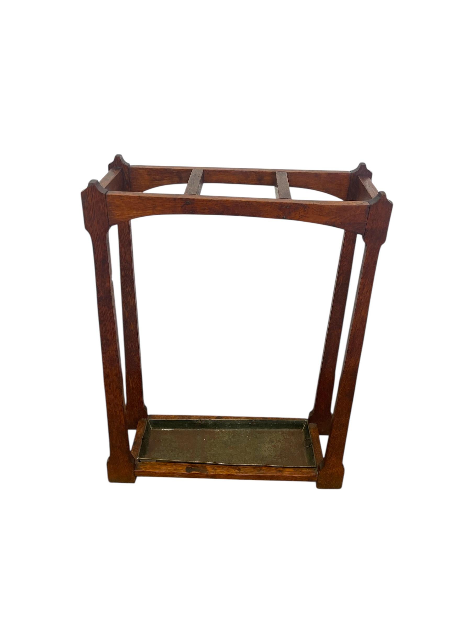 Likely Antique Mission Oak Umbrella Stand with Original Metal Drip Tray. In Good Condition For Sale In Seattle, WA