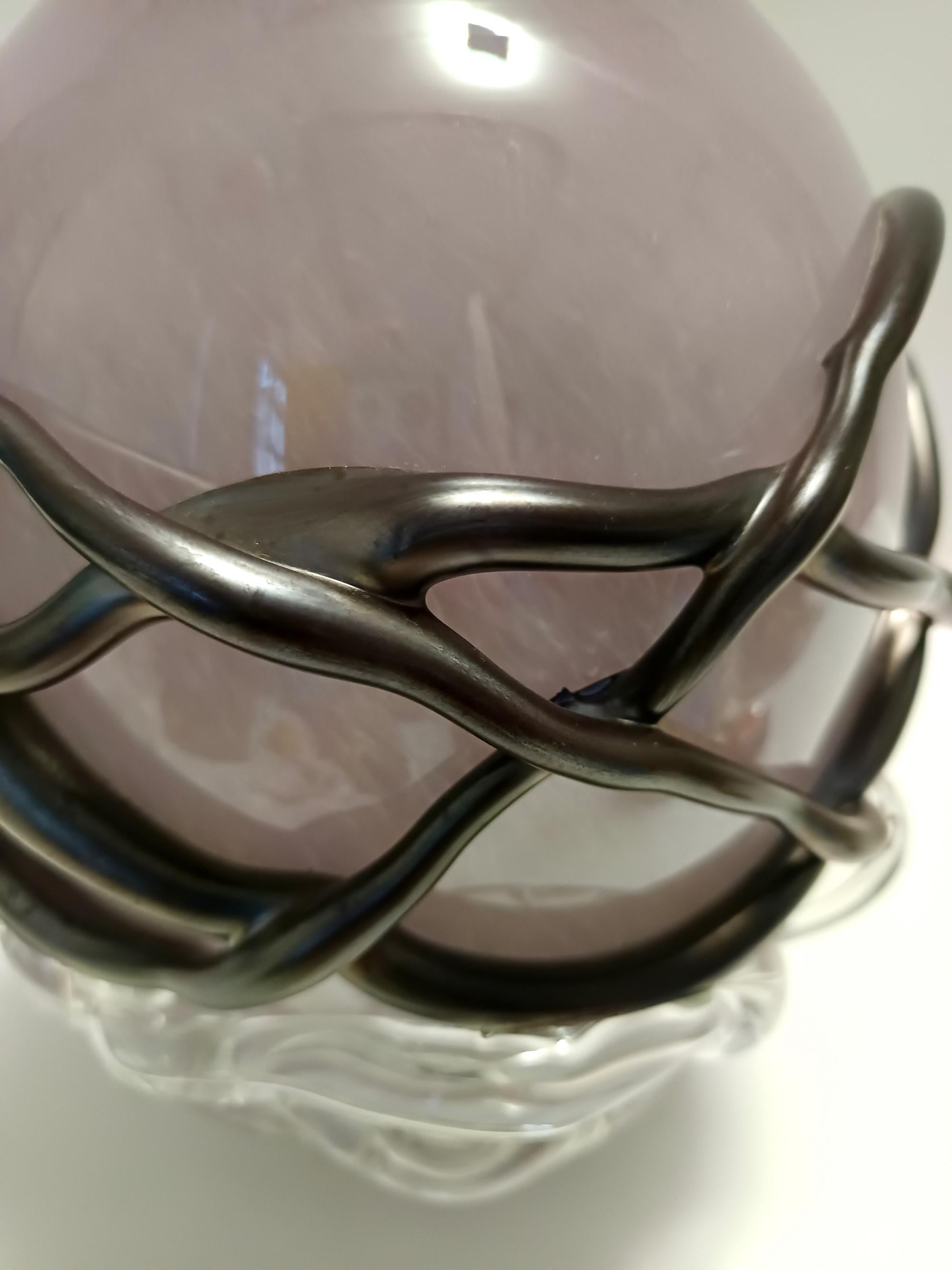 Vaso in vetro di Murano lilla e nero iridescente di Sergio Costantini, Italia anni '90 in vendita 7