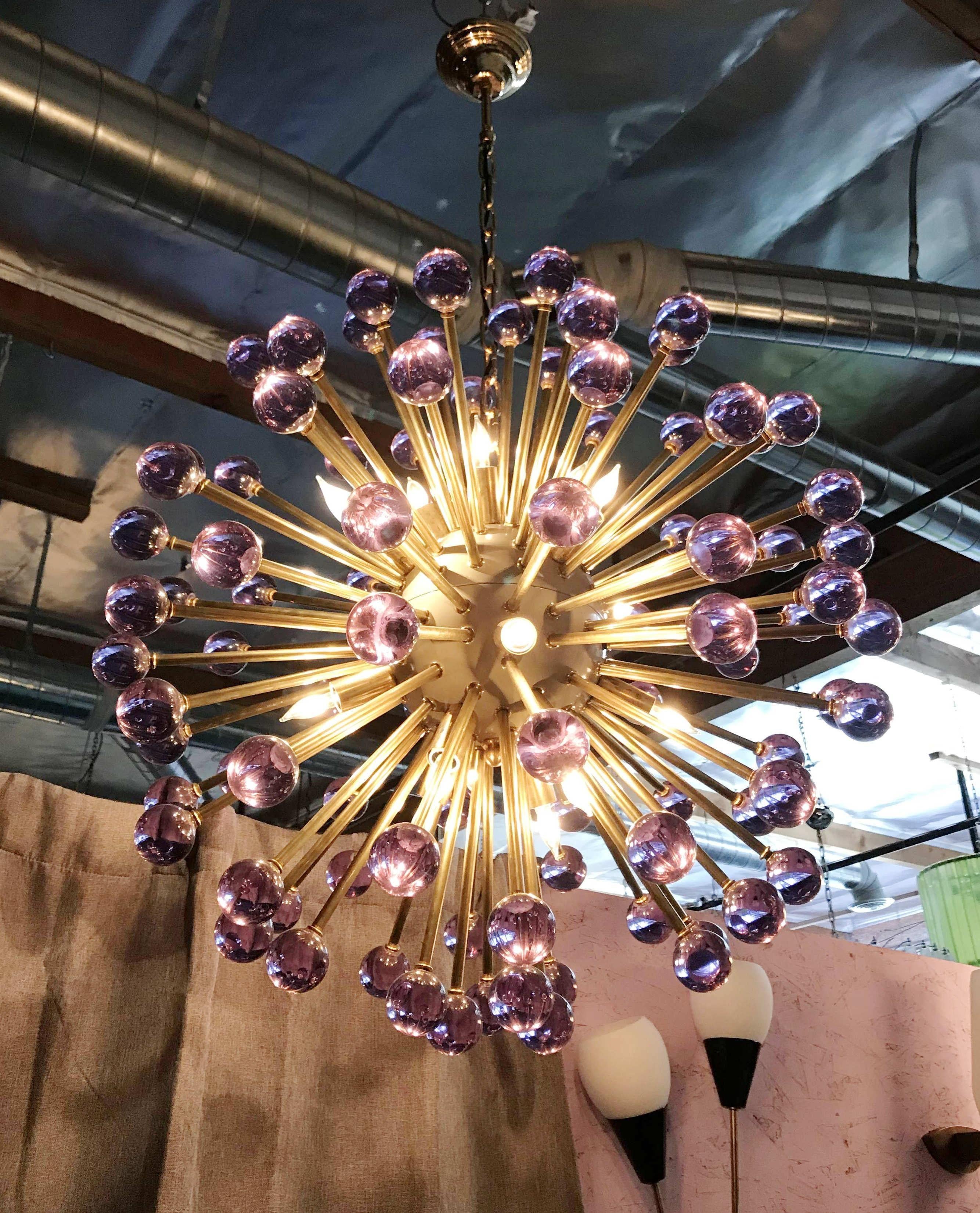 Mid-Century moderno Lampadario Sputnik Lilac Burst di Fabio LTD in vendita