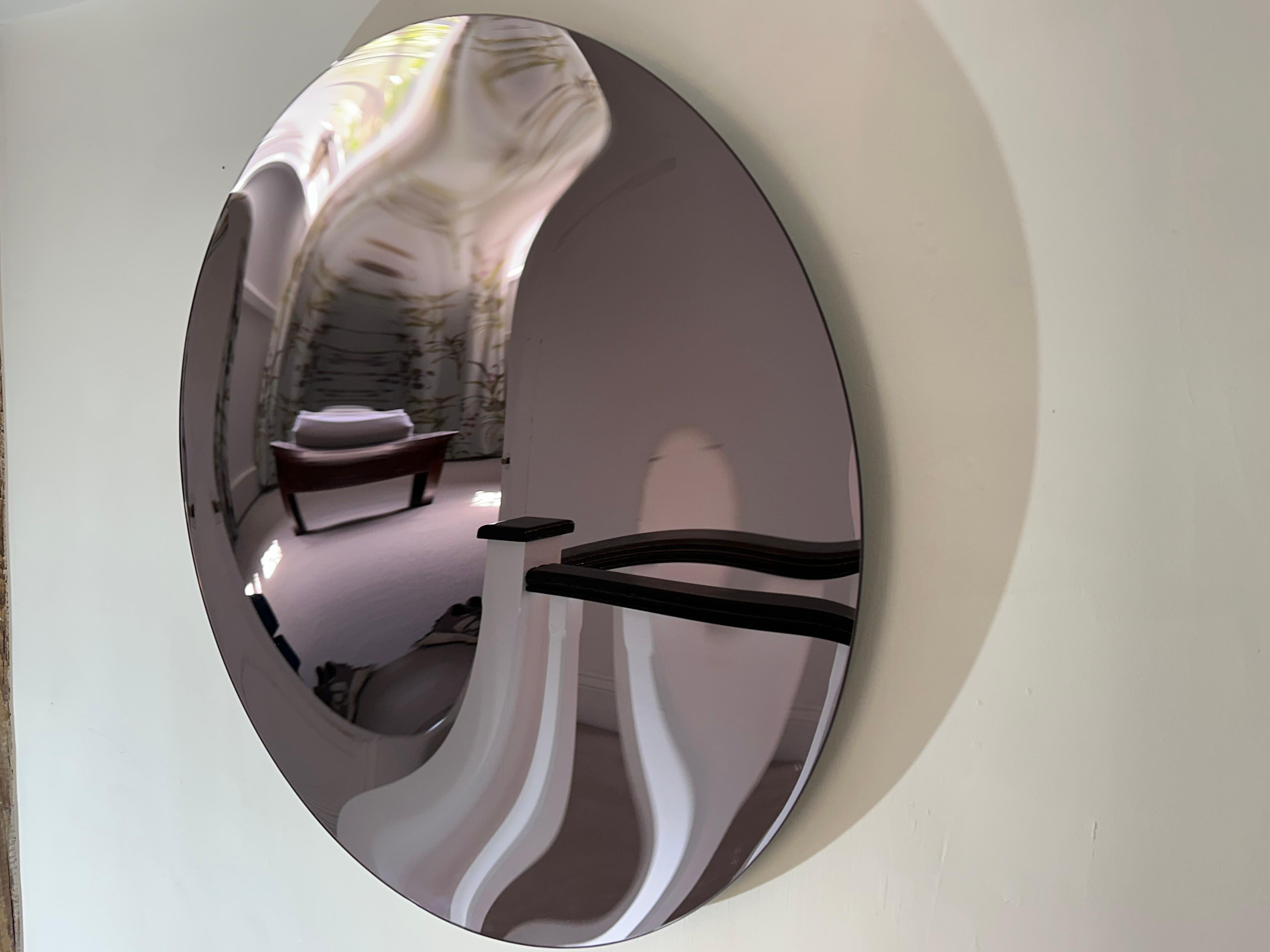 Miroir concave lilas 100 cm de diamètre Neuf - En vente à Farnham, GB