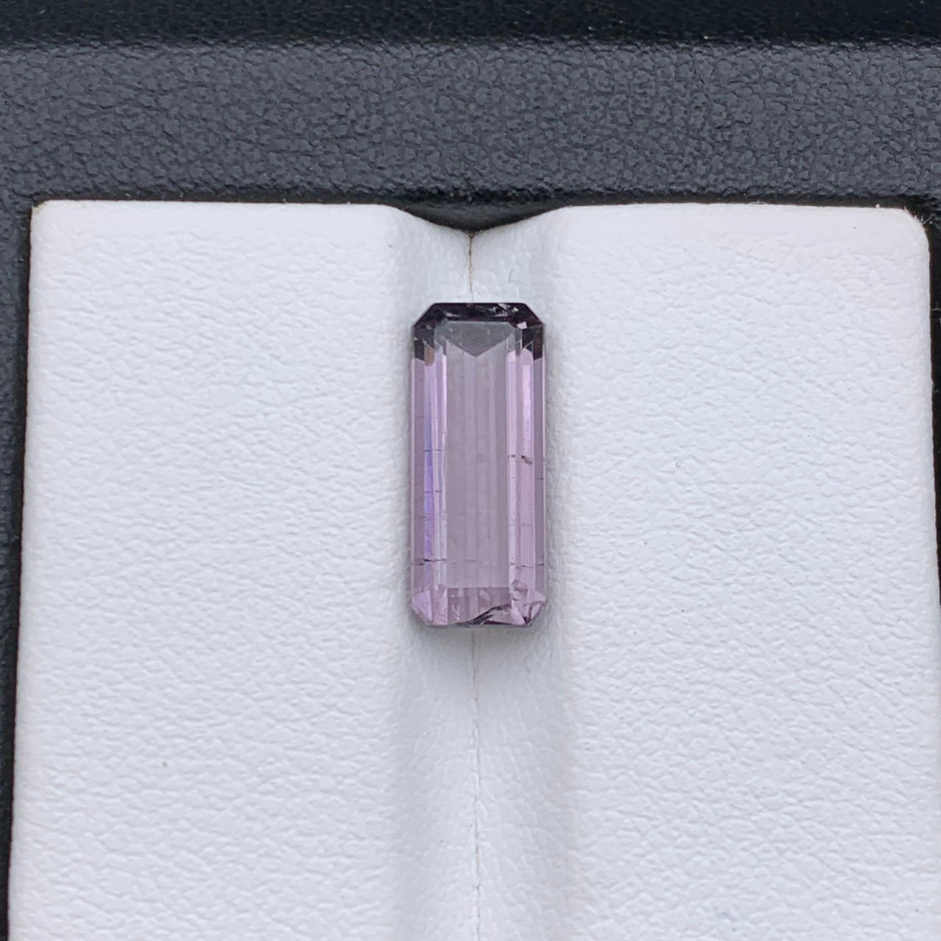 Lila Púrpura Pastel Turmalina Natural Anillo, Colgante Gema Suelta 3,30 Quilates en venta 4