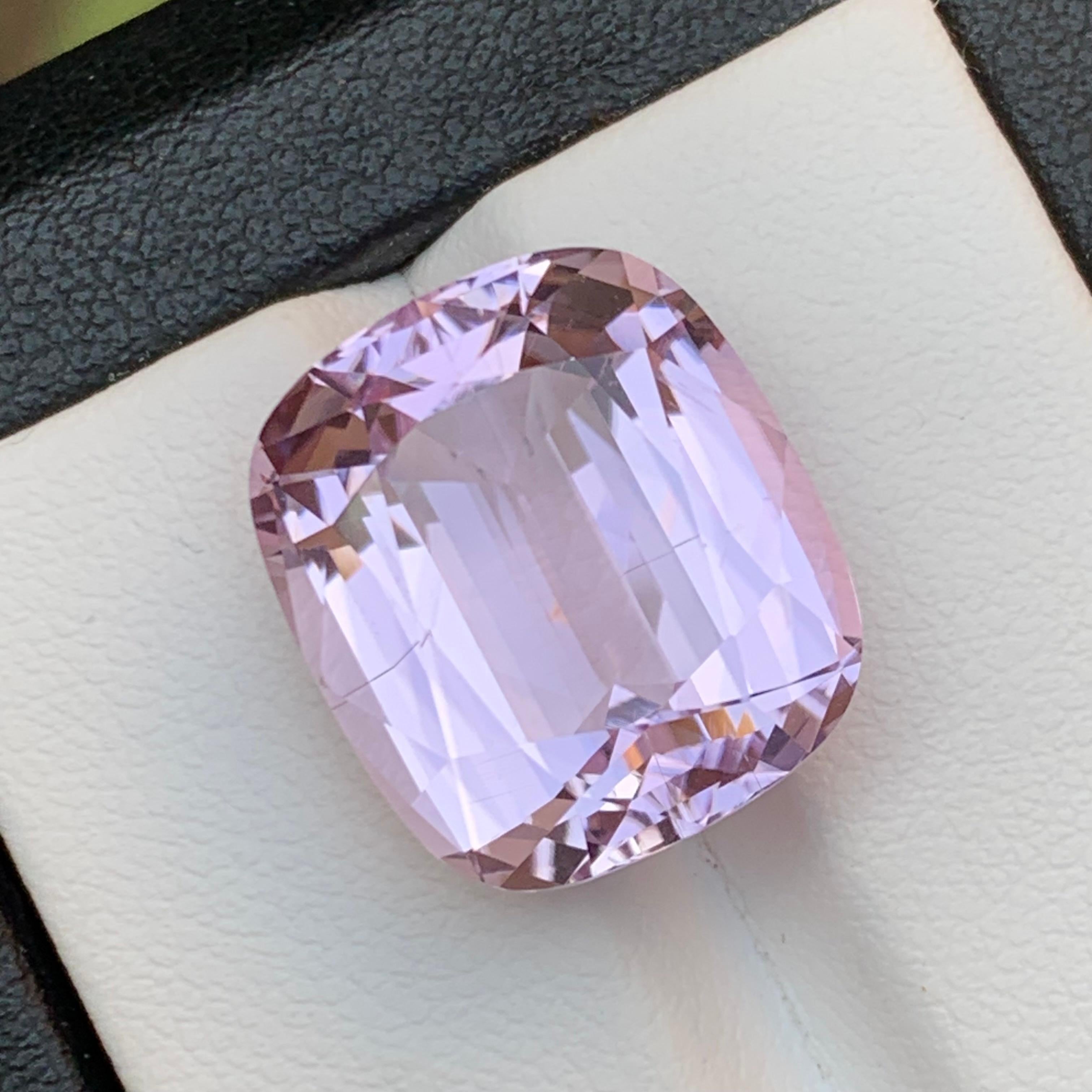 Lilac Pink Natural Kunzite Necklace Pendant Loose Gemstone 19.65 Ct Cushion Cut For Sale 7