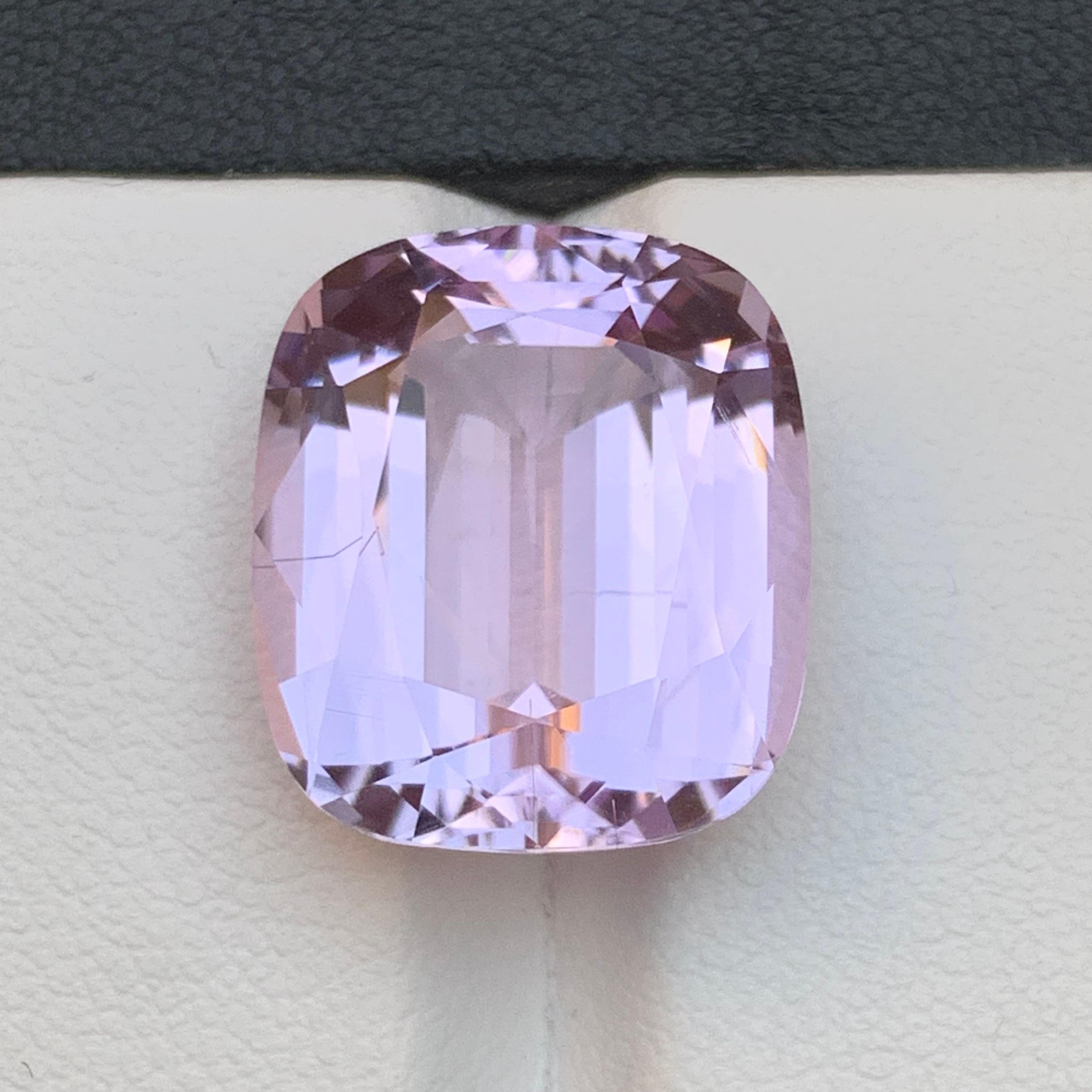 Lilac Pink Natural Kunzite Necklace Pendant Loose Gemstone 19.65 Ct Cushion Cut For Sale 8