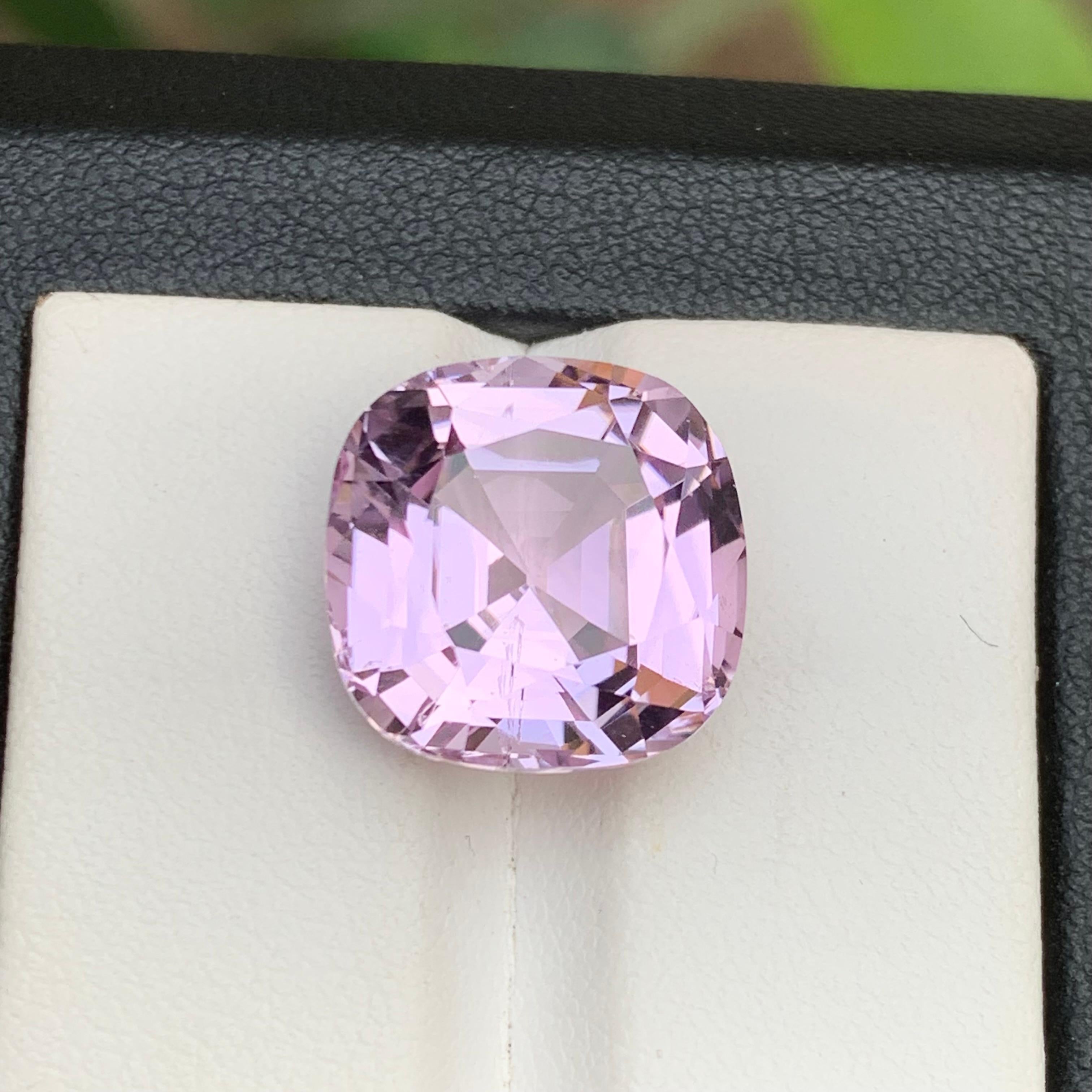 Lilac Pink Natural Kunzite Ring, Necklace Pendant Gemstone, 13.25 Ct Cushion Cut For Sale 7