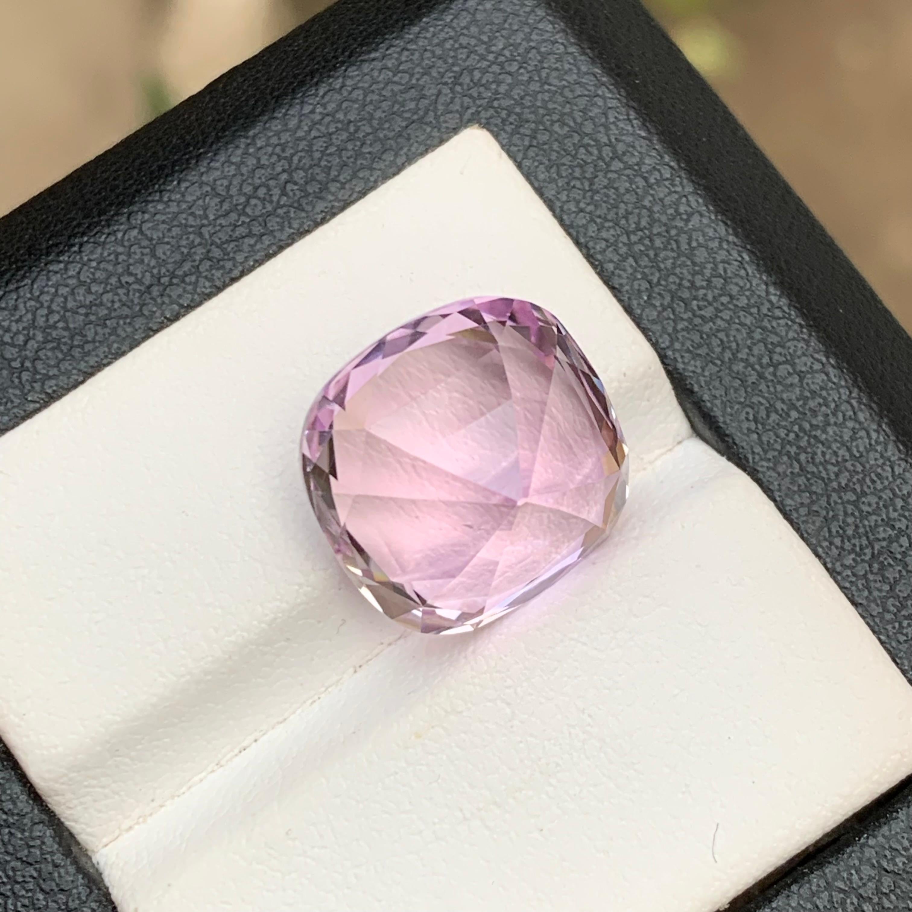 Women's or Men's Lilac Pink Natural Kunzite Ring, Necklace Pendant Gemstone, 13.25 Ct Cushion Cut For Sale