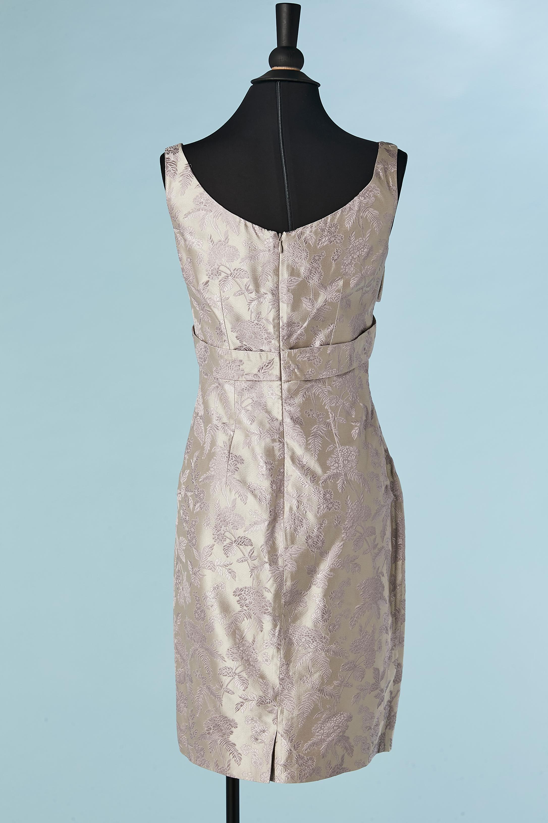 Donna Abito da cocktail in seta jacquard lilla con pieghe sul busto Alexander McQueen in vendita