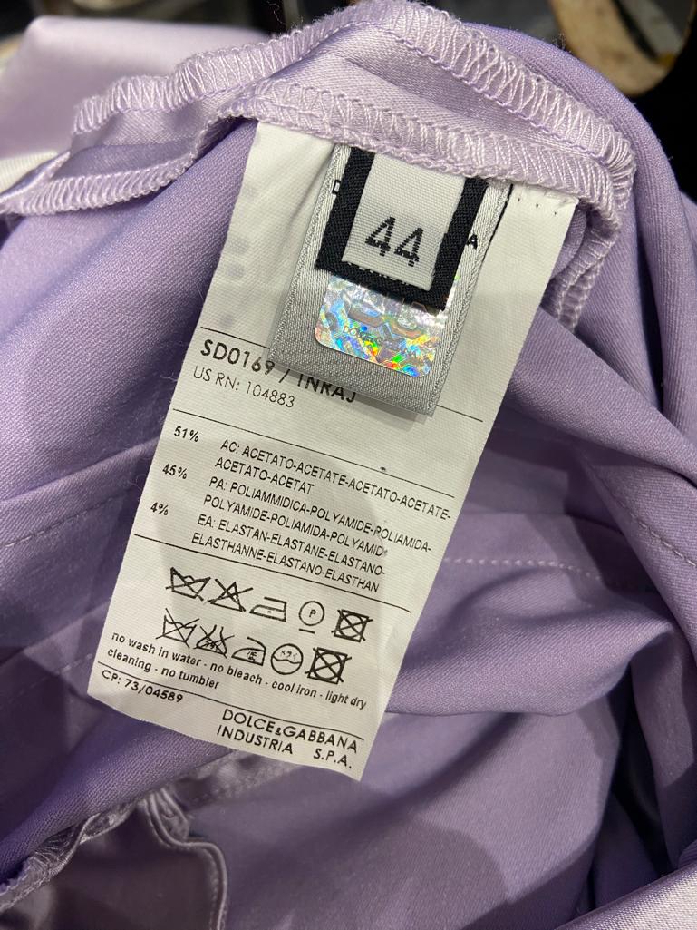Women's Lilac sleeveless cocktail dress with cut-work D&G by Dolce Gabbana For Sale