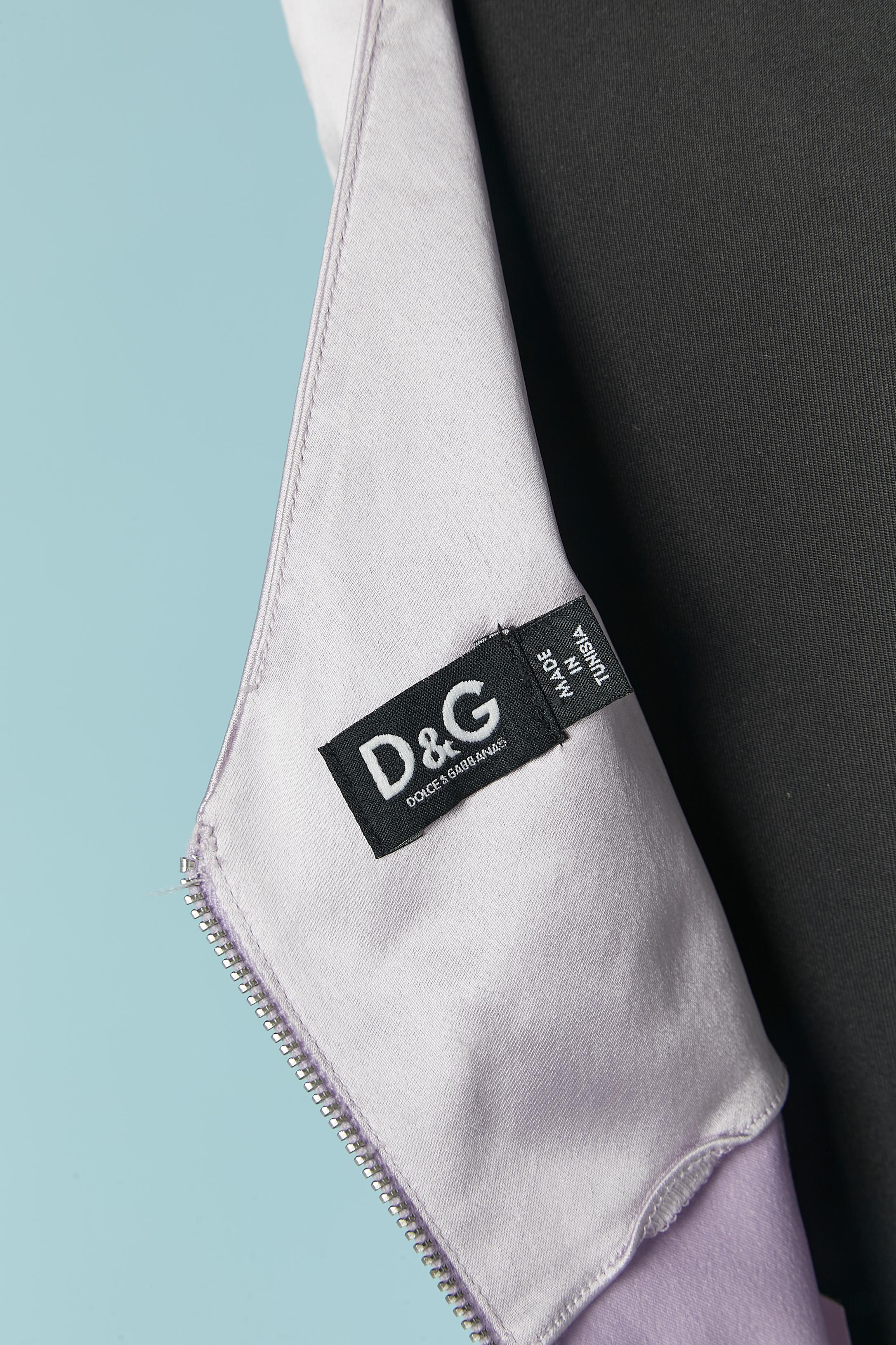 Lilac sleeveless cocktail dress with cut-work D&G by Dolce Gabbana For Sale 1