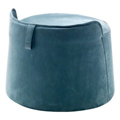 Lila-Blauer Hocker