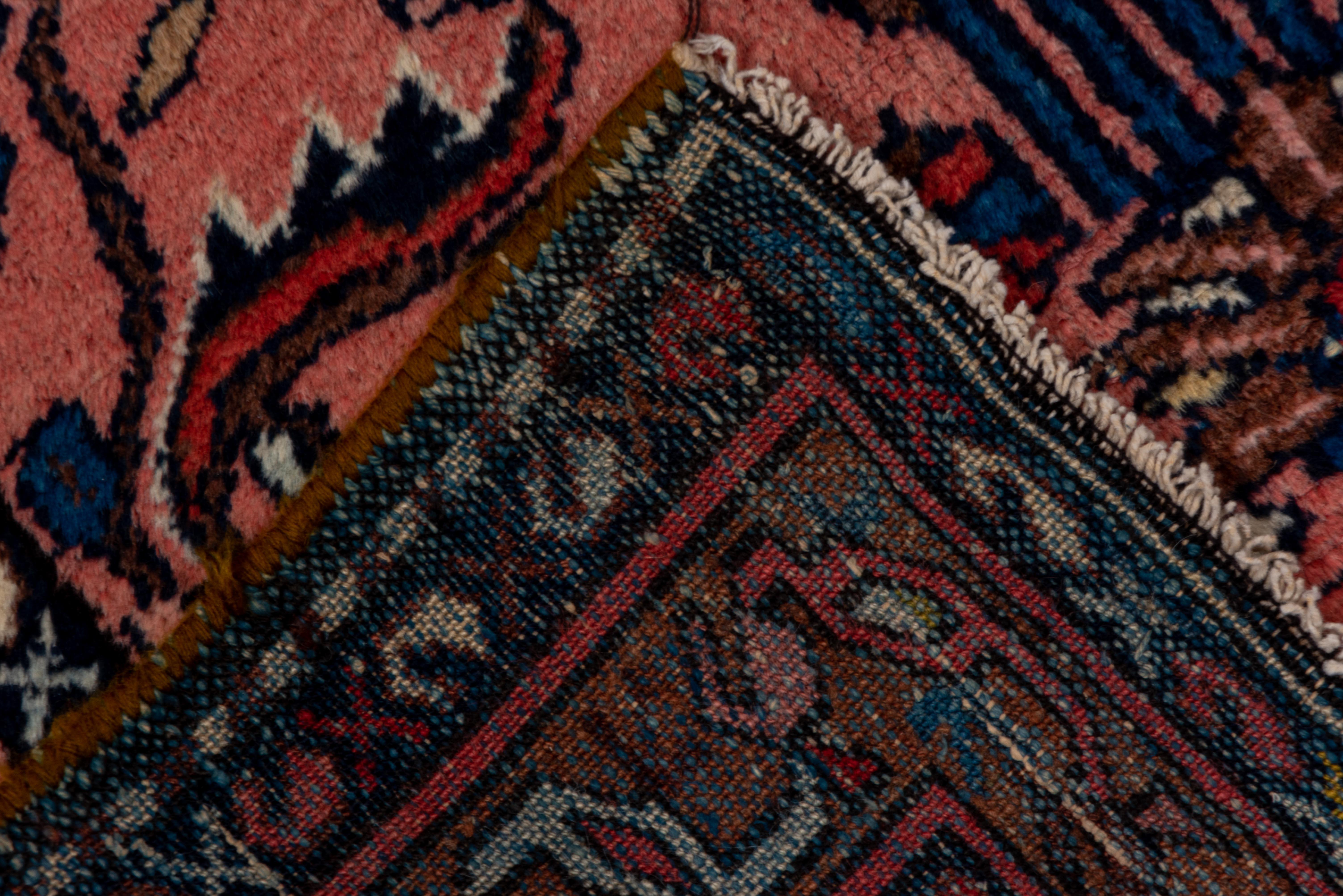 Lilian Rug (Persian) Crica 1930 In Good Condition For Sale In New York, NY