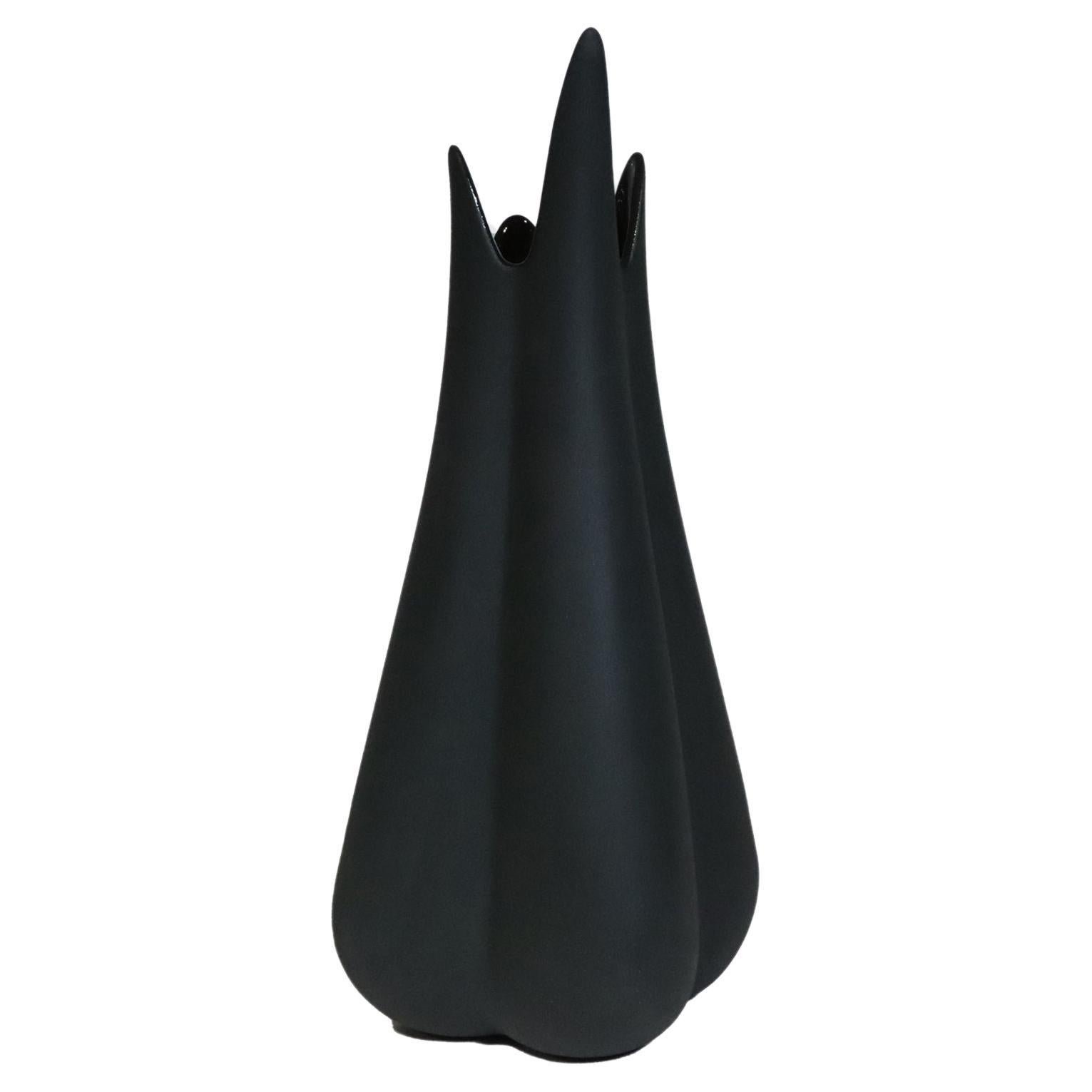 Lilium Vase, Slate Black - Matte For Sale