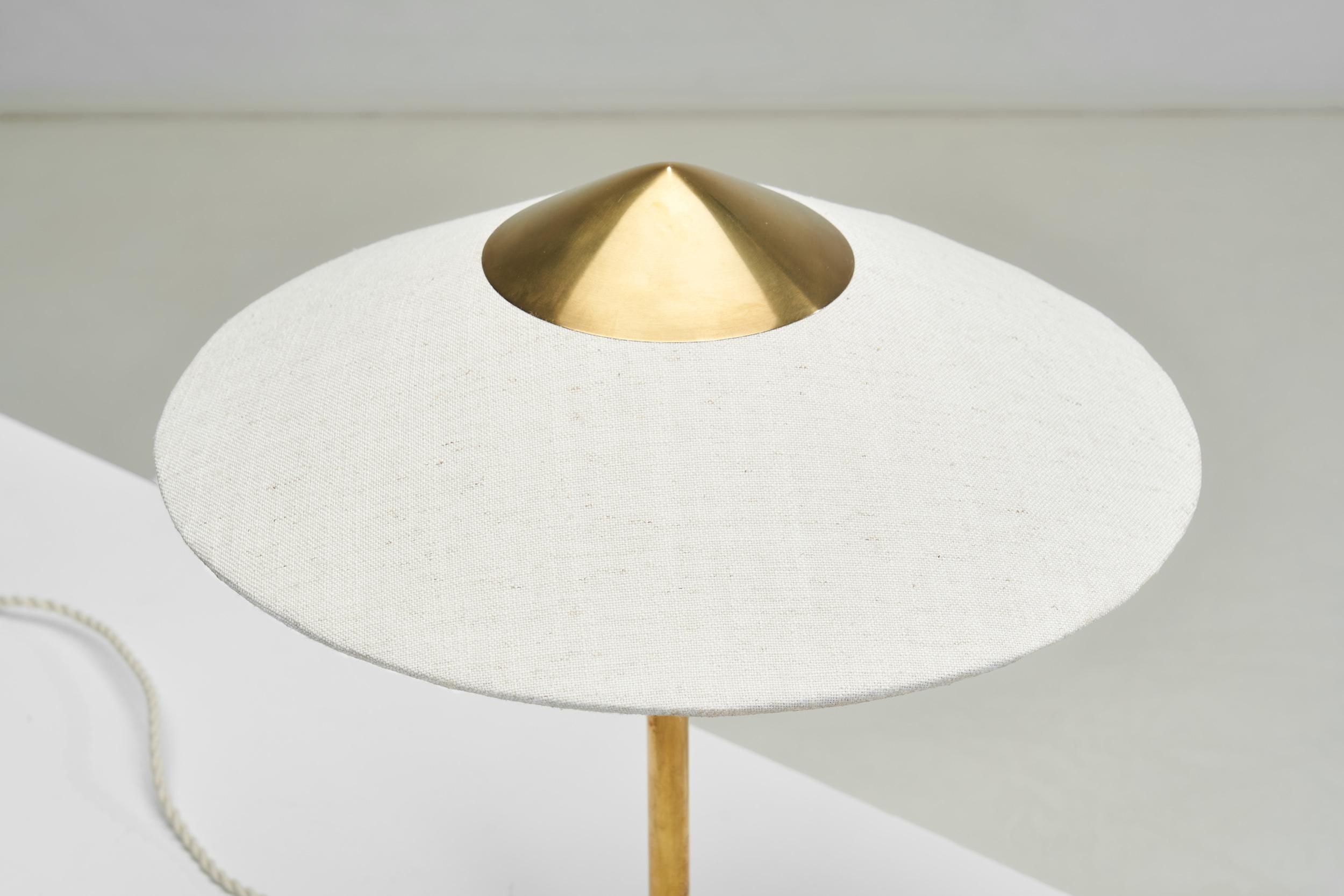 Lampada da tavolo in ottone 