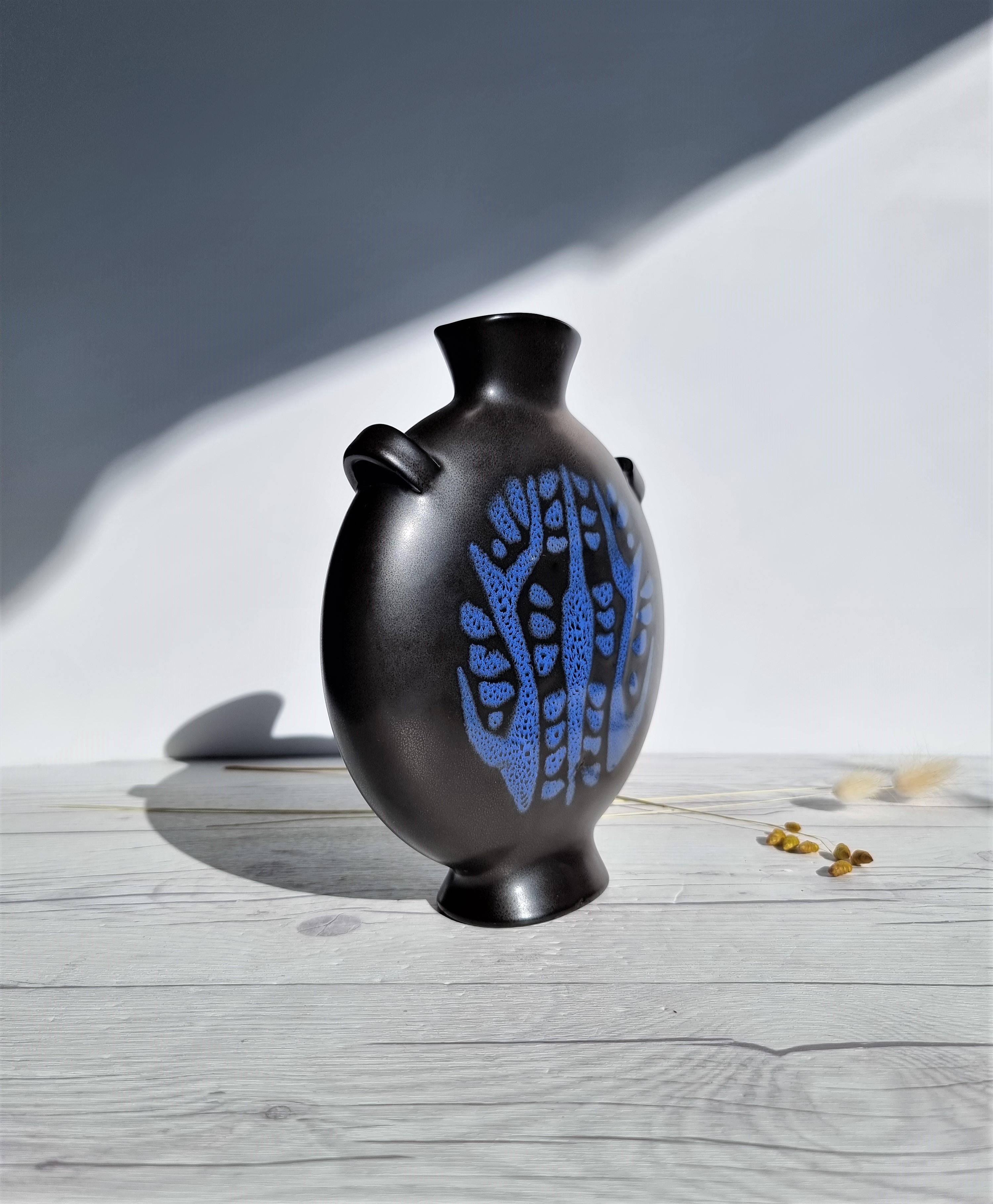 Scandinavian Modern Lillemor Mannerheim for Gefle Keramik, Singoalla Series, Moon Flask Vase