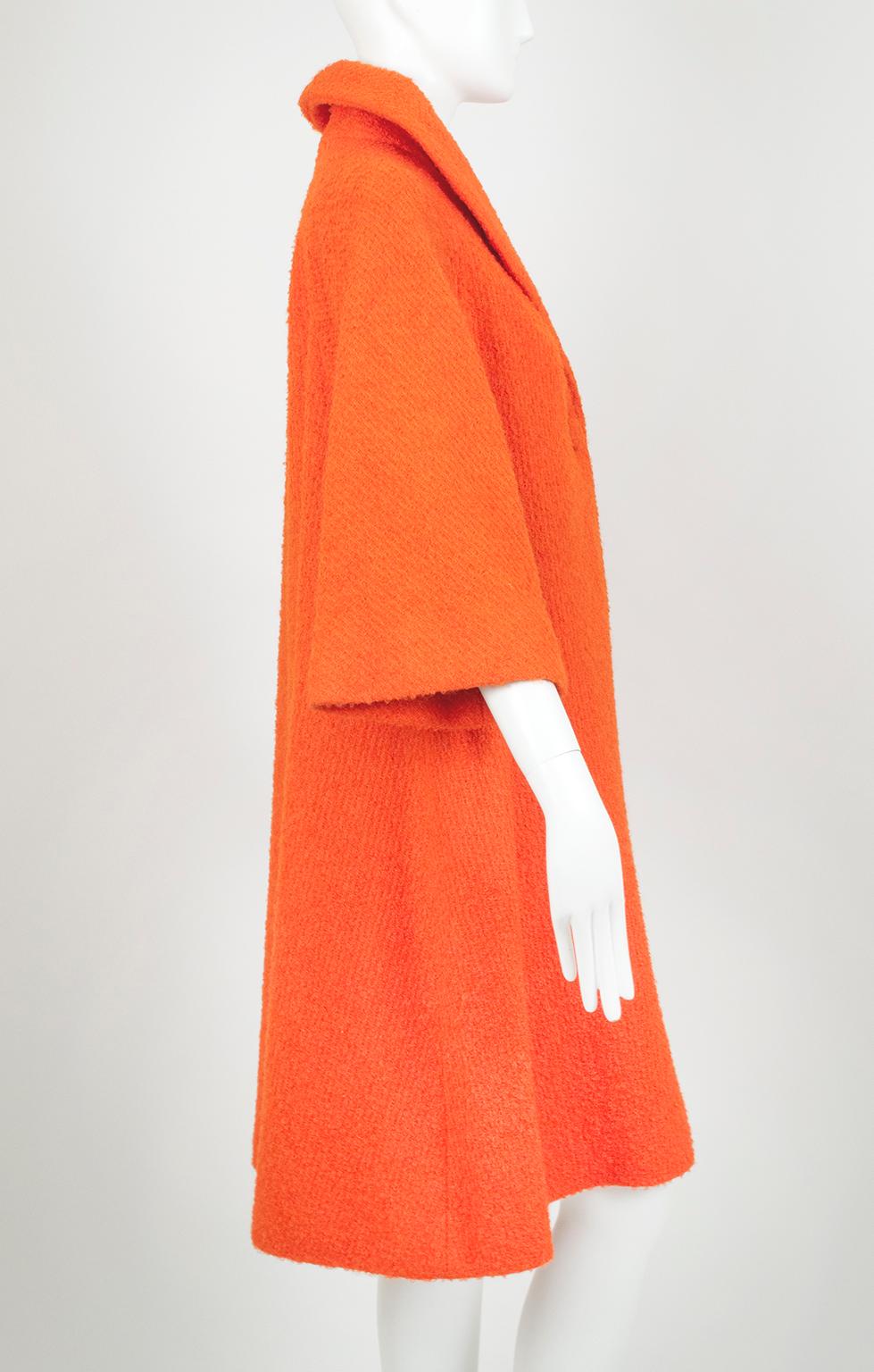Lilli Ann Orange Bouclé ¾ Sleeve Raglan Swing Coat – L, 1960s In Excellent Condition For Sale In Tucson, AZ