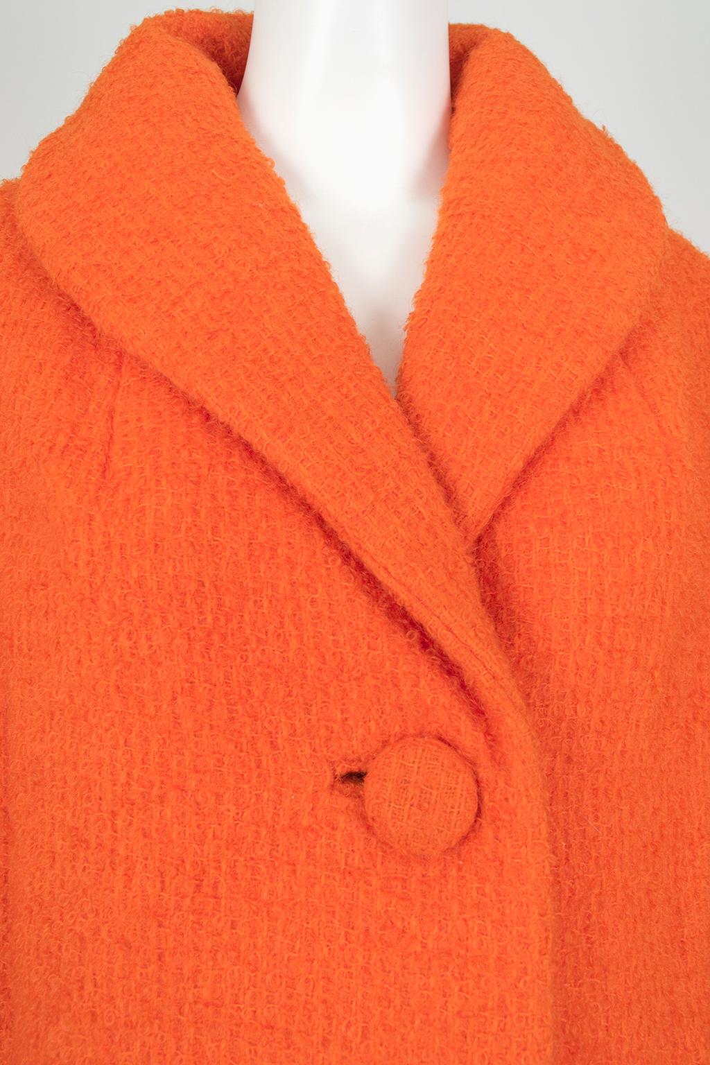 Lilli Ann Orange Bouclé ¾ Sleeve Raglan Swing Coat – L, 1960s For Sale 2