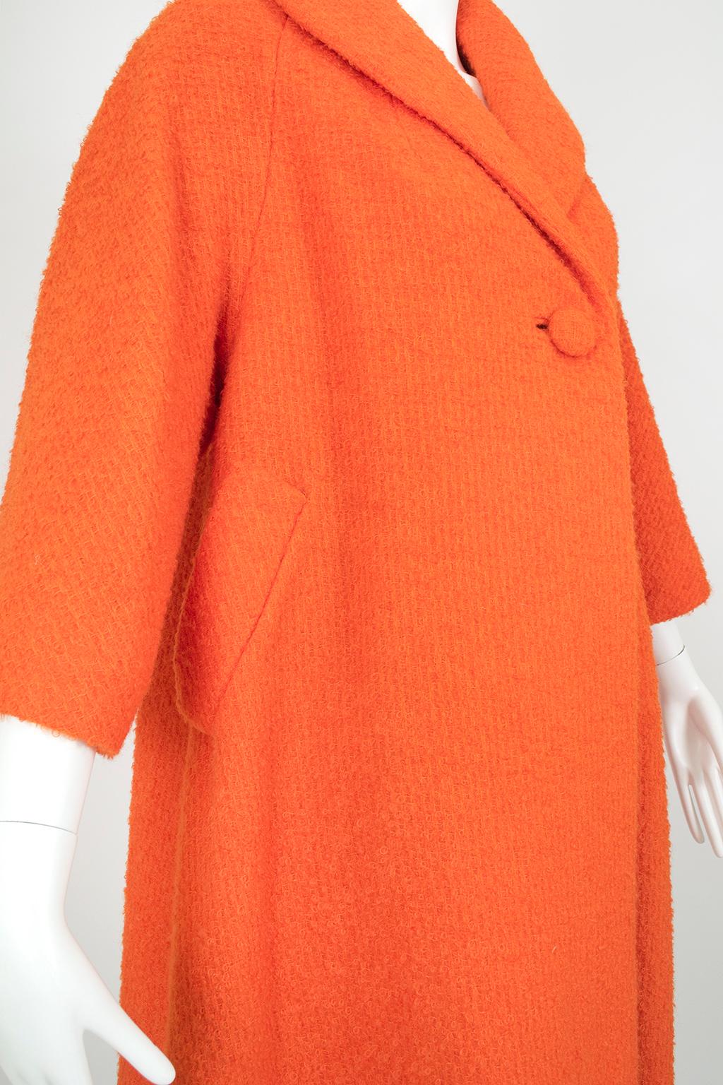 Lilli Ann Orange Bouclé ¾ Sleeve Raglan Swing Coat – L, 1960s For Sale 4