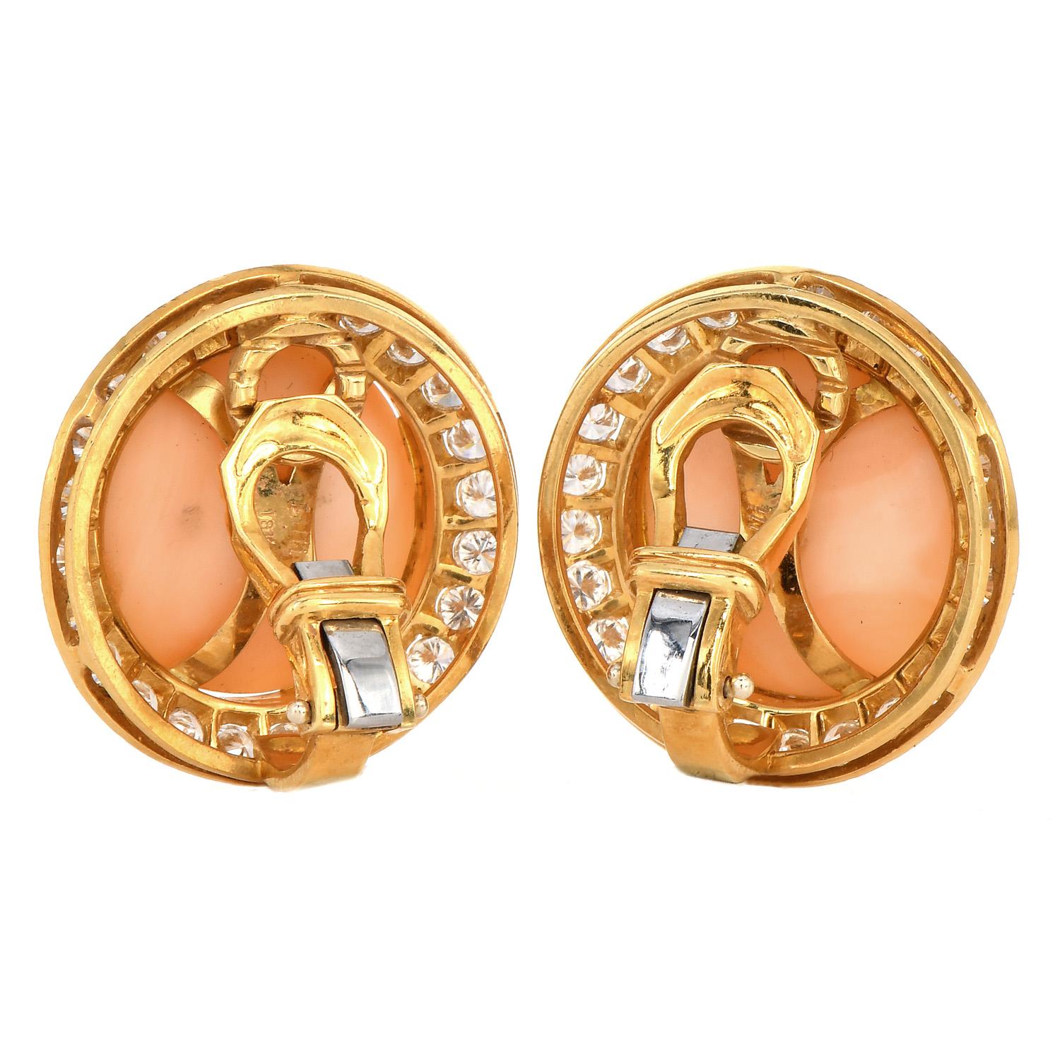 Lilli Designer Retro Diamant Rosa Koralle 18K Gold  Keramik-Ohrclips (Moderne) im Angebot
