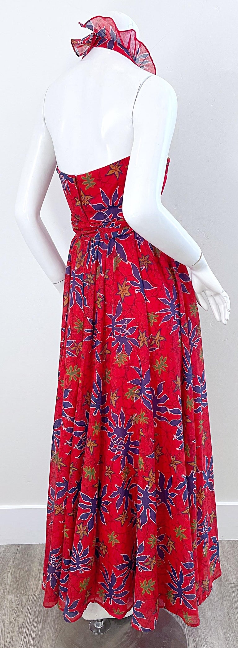 Women's Lilli Diamond 1970s Sz 2 Abstract Leaf Print Red Halter Cotton Voile Maxi Dress For Sale