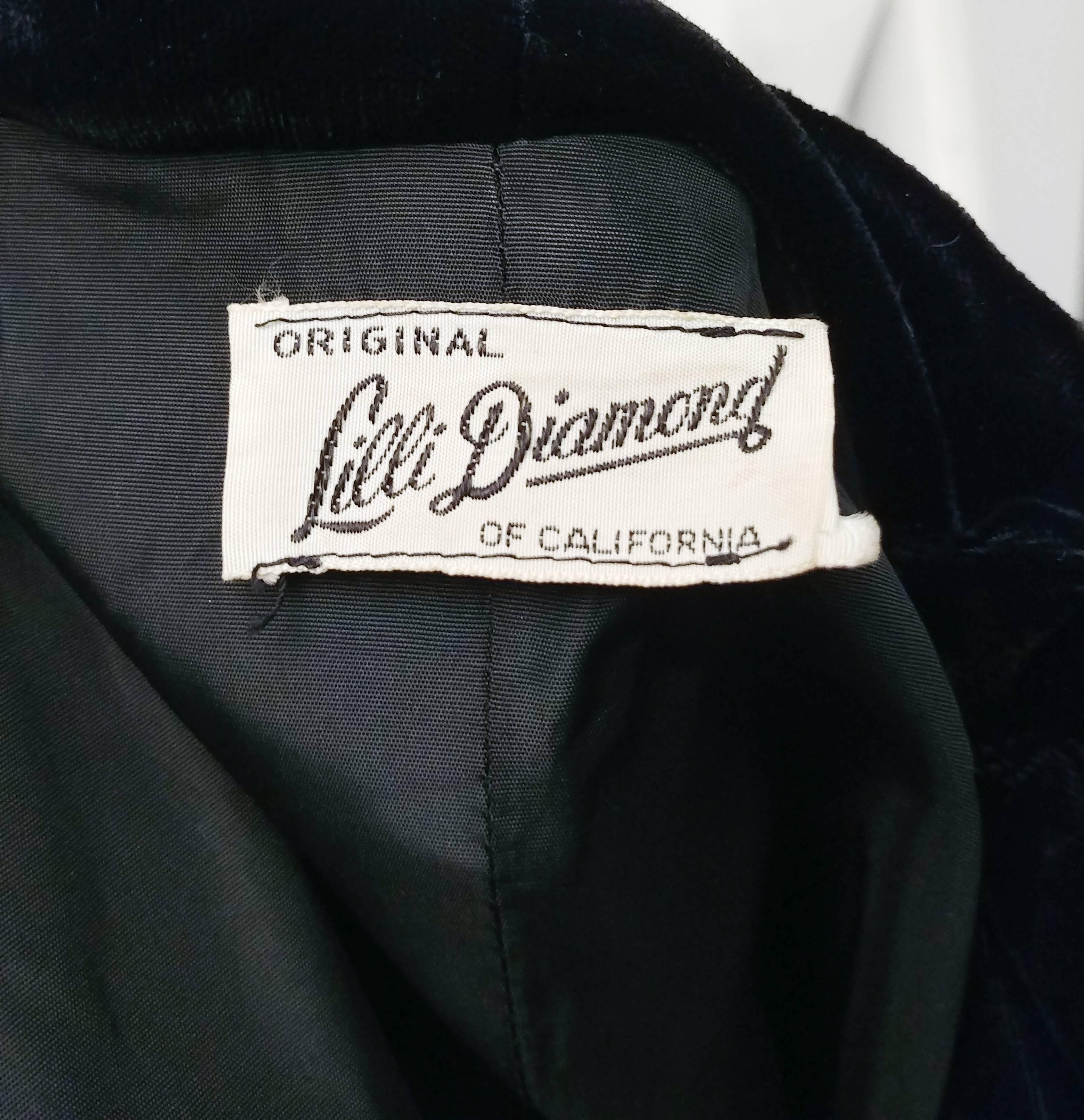 Lilli Diamond Jacke aus schwarzem Samt, 1950er Jahre Damen im Angebot