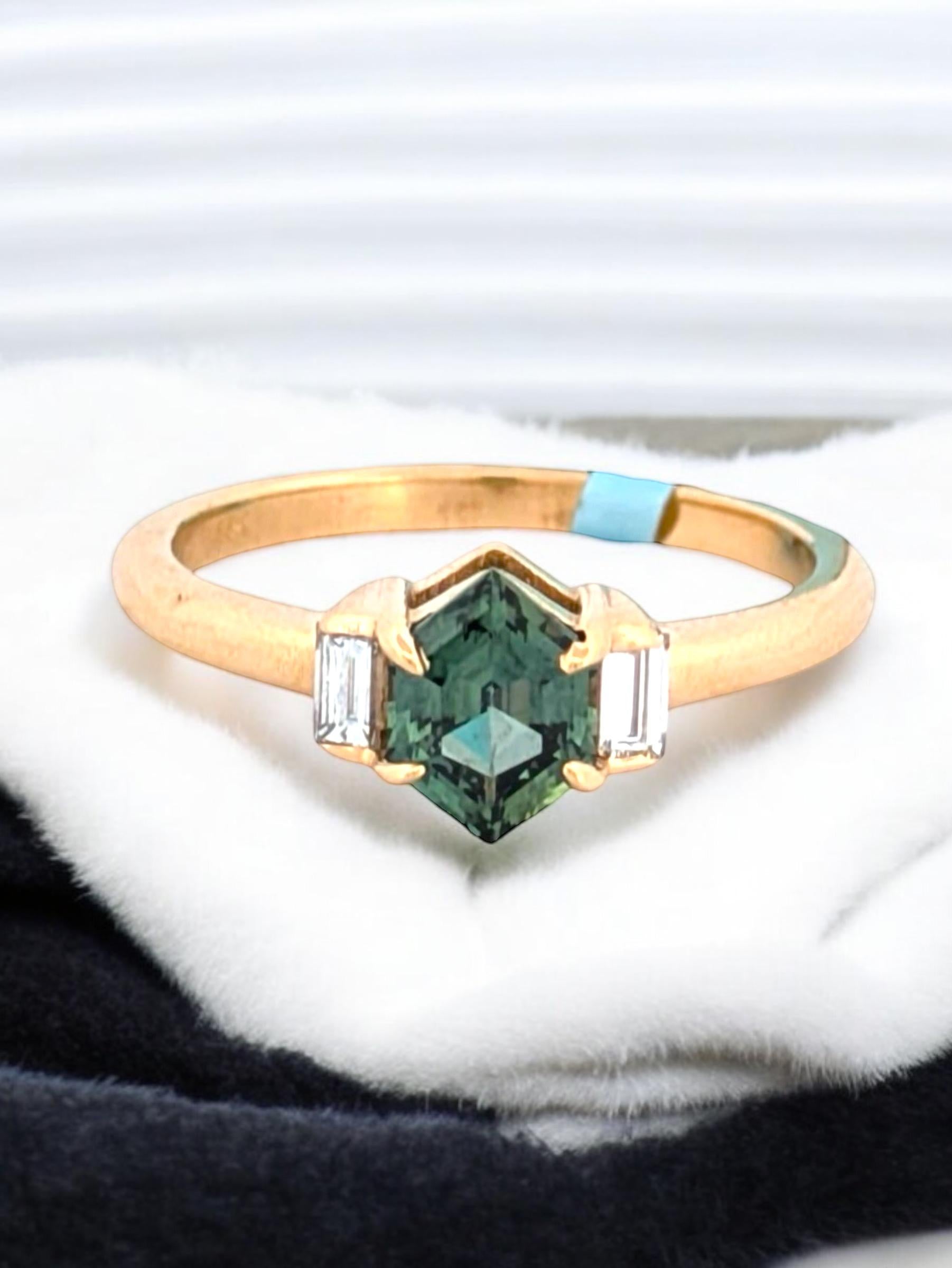💎 Lillian  14K Gold Green Sapphire & Diamond Ring

A stunning combination of rich green sapphire and brilliant diamond accents, the Lillian Ring is a perfect blend of elegance and uniqueness. Set in solid 14K gold, this ring is designed for those