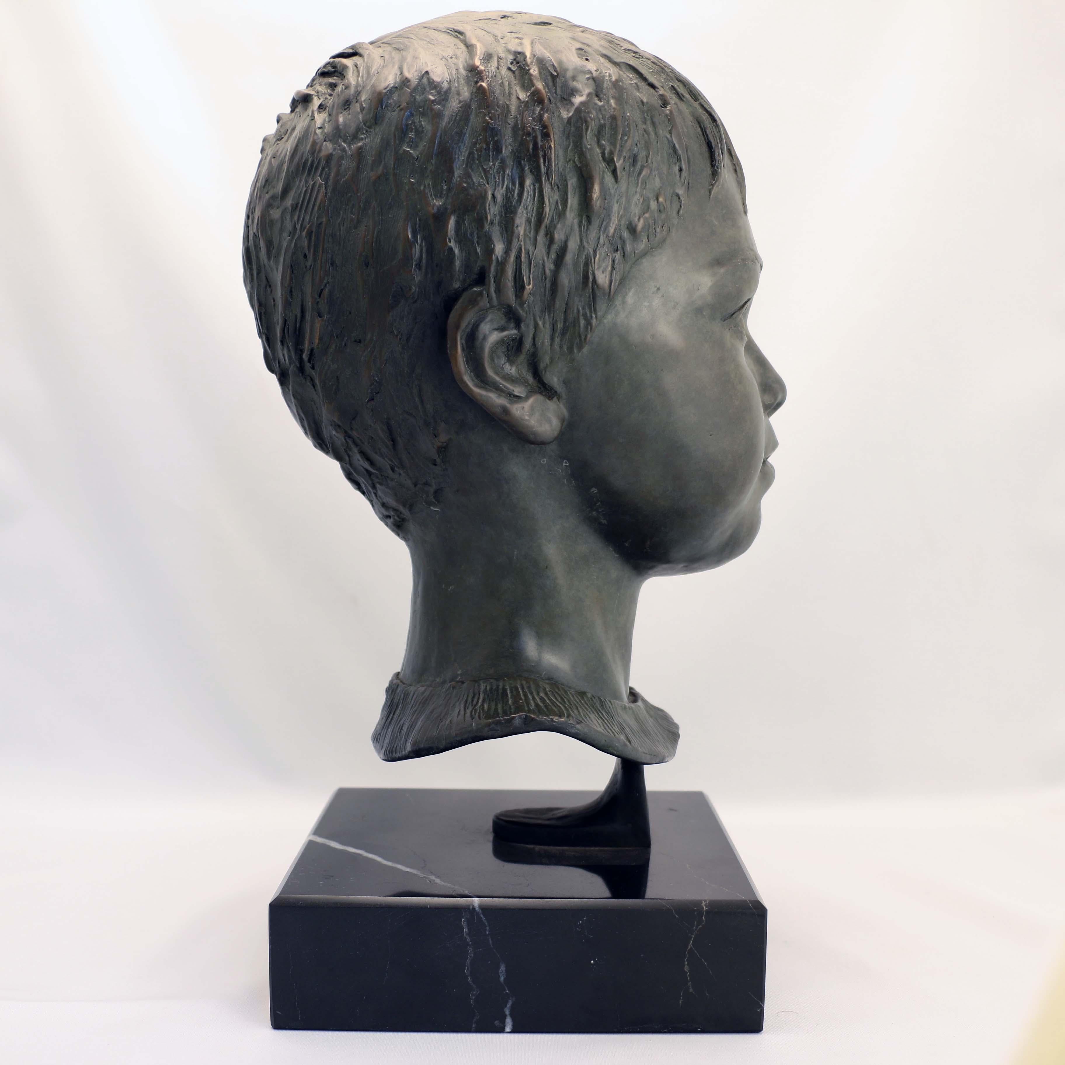 Lillian Katznelson Head of a Young Boy Bronze on Marble Base In Good Condition In Montreal, QC