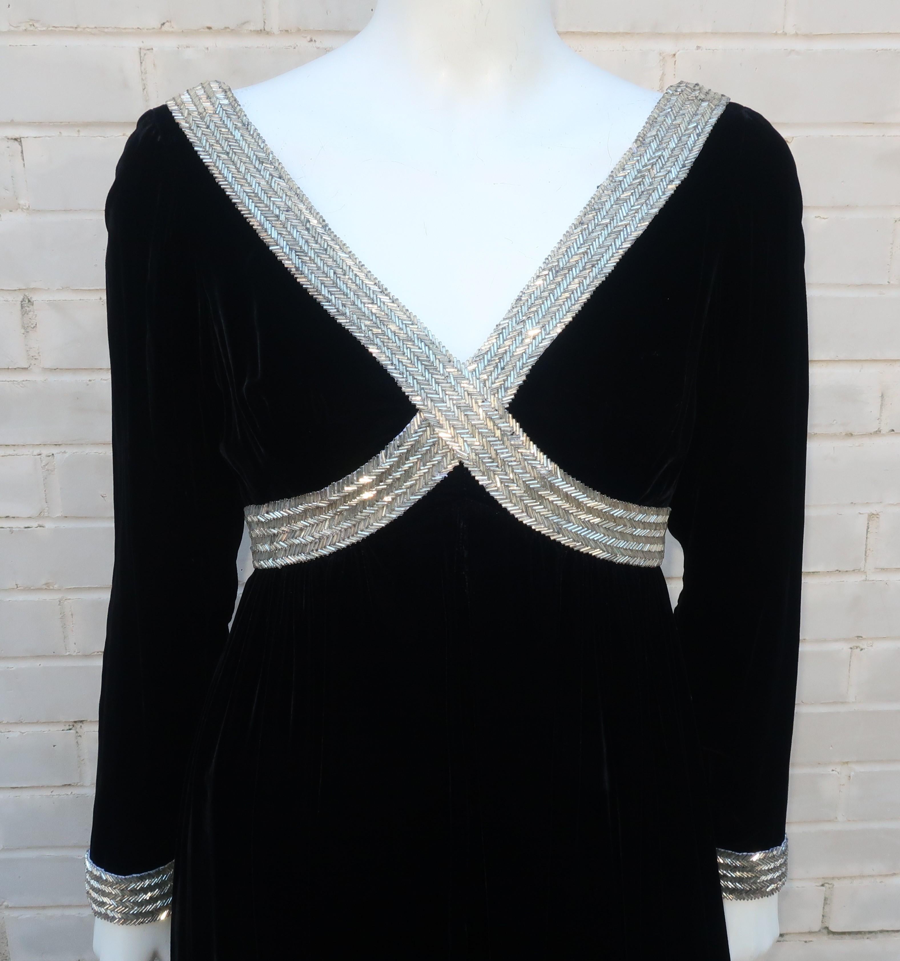 Noir Lillie Rubin - Combinaison en velours noir avec perlage argenté, années 1960 en vente