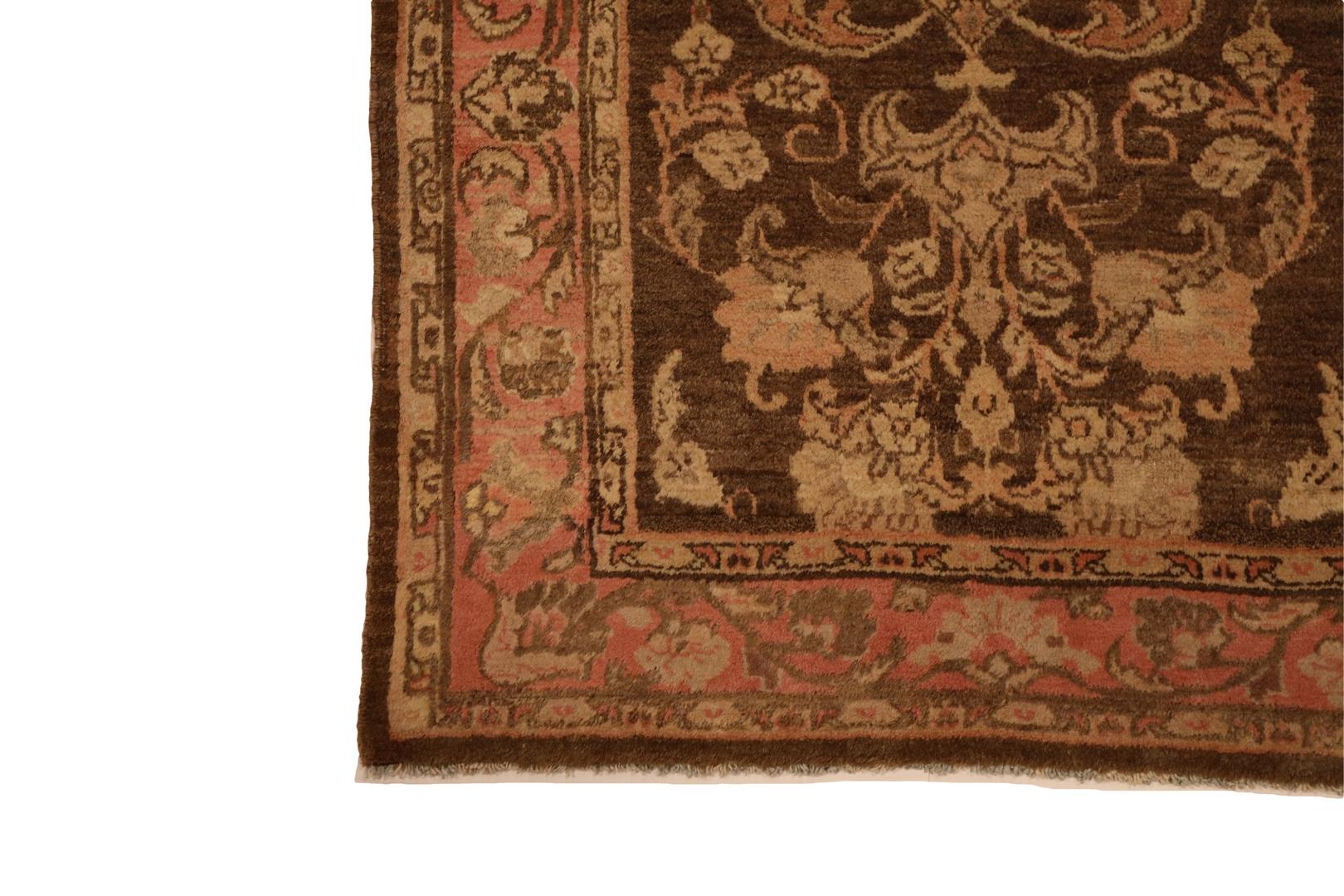 Introducing our exquisite Lilihan Runner, a timeless piece that seamlessly blends tradition with contemporary allure. Imbued with a charming antiqued finish through a meticulous washing process, this rug boasts a rich palette of brown, beige, and