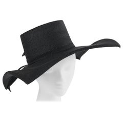 LILLY DACHE Chapeau de soleil sculptural en paille noire à large bord carré Art Déco NOS, années 1960