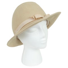 Lilly Dach Halston-Designed Beige Soft Fedora Spy Hat w Ribbon Band - S, 1960s