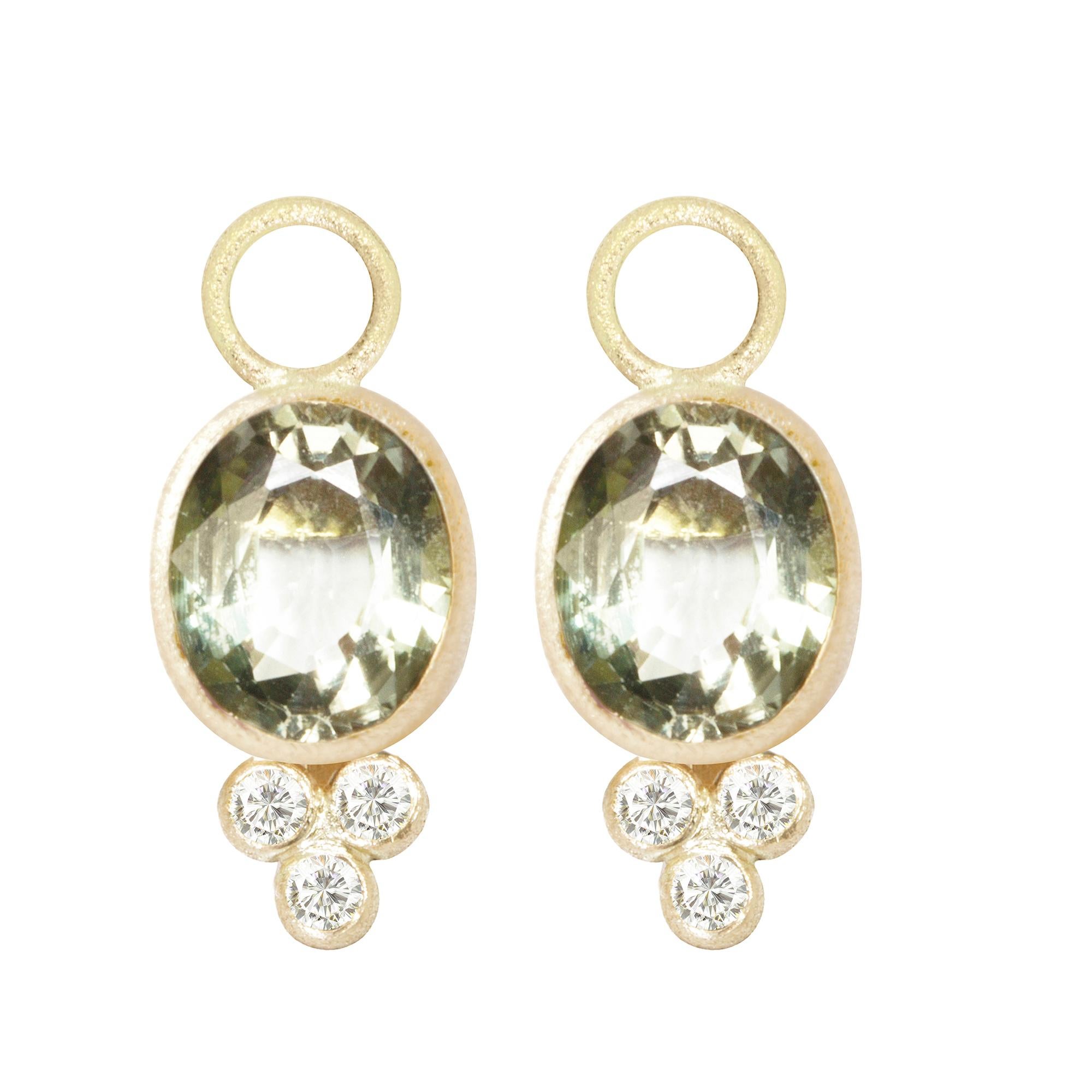Contemporary Lilly Green Tourmaline 18 Karat Gold Earrings For Sale