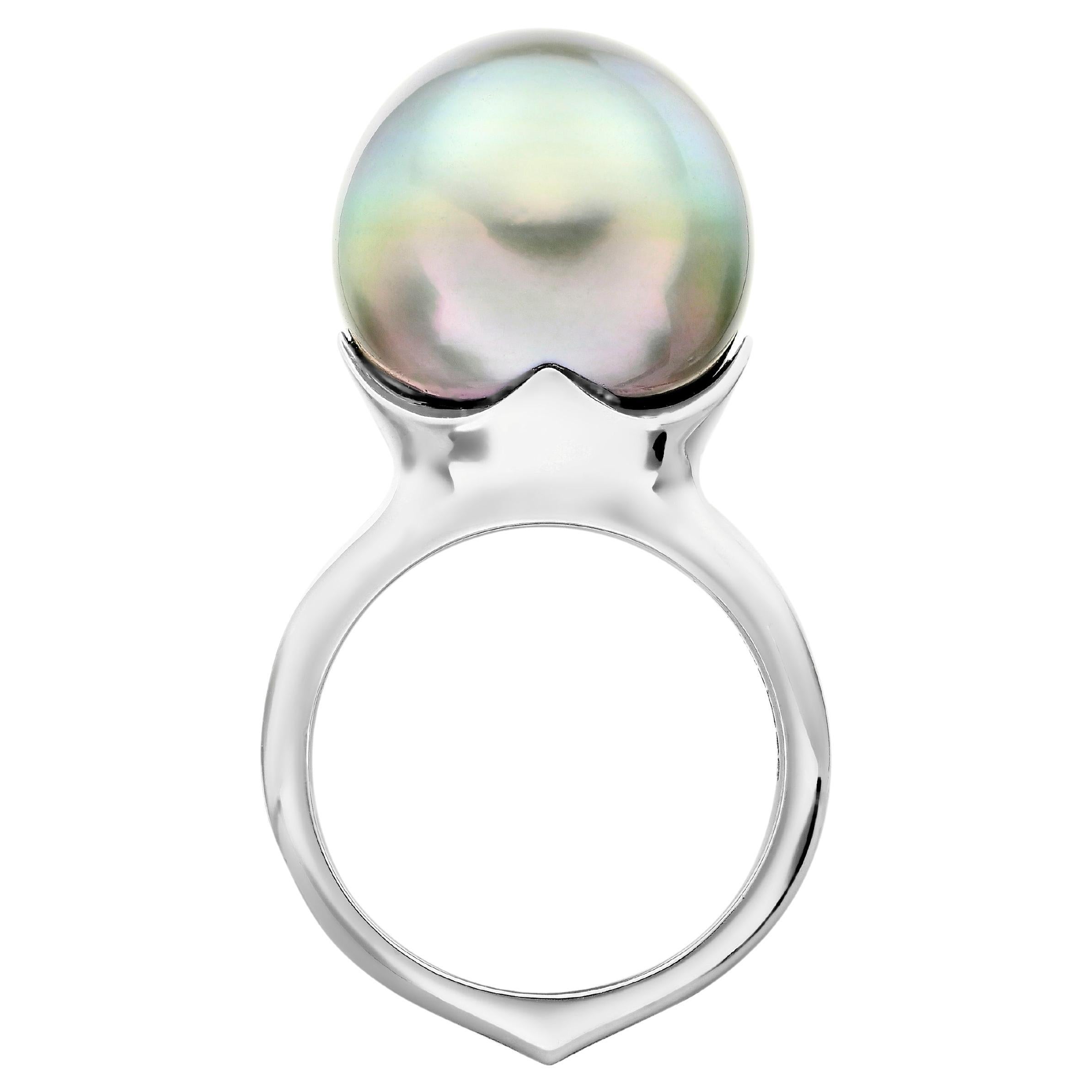 Lilly Hastedt Black Tahitian Pearl Platinum Gold Ring For Sale