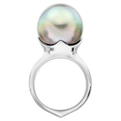 Lilly Hastedt Black Tahitian Pearl Platinum Gold Ring