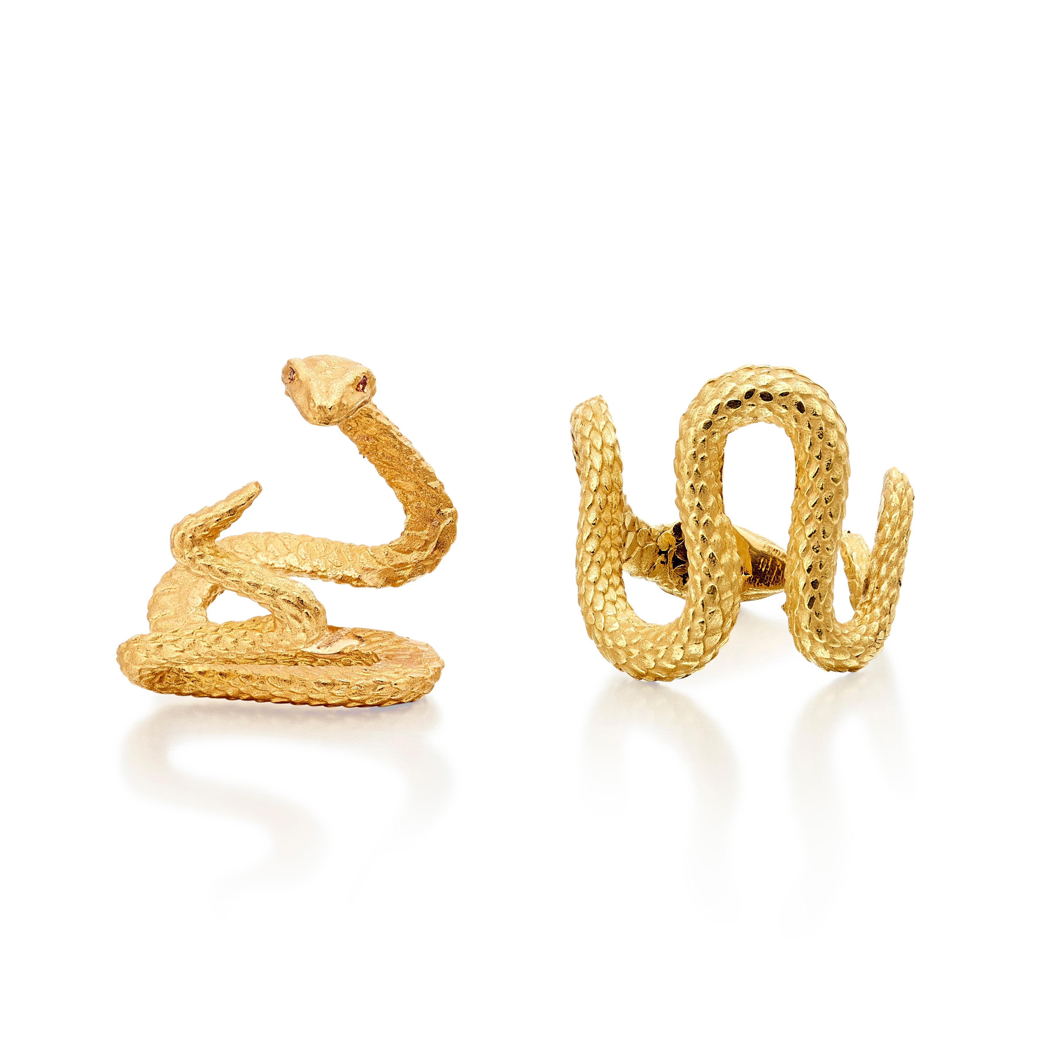 An unusual snake ring from Lilly Hastedt's 