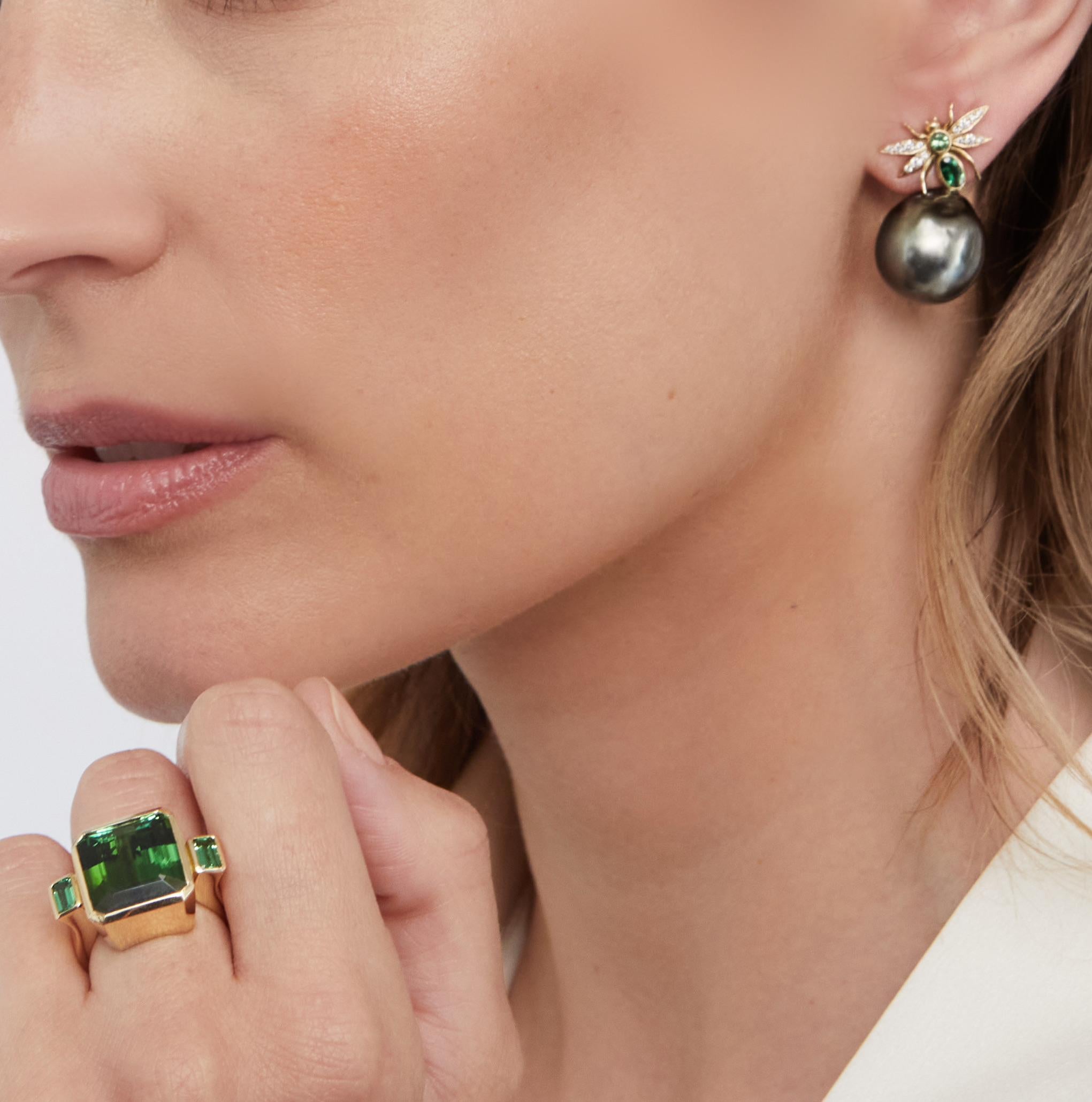 Contemporary Lilly Hastedt Green Tourmaline and Tsavorite Gold Bon Bon Ring For Sale