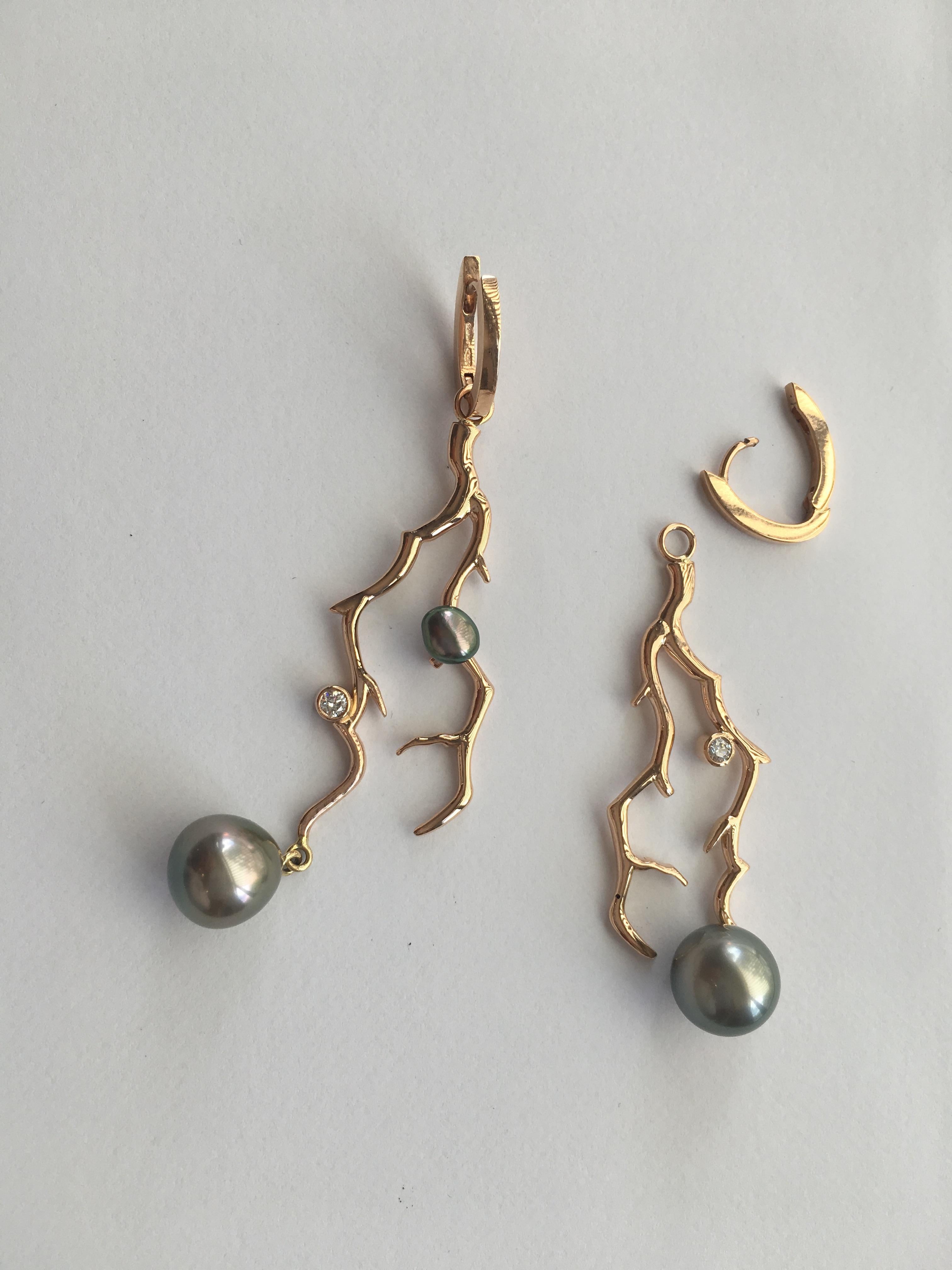 Tahiti Pearl Coral Branch Earrings 18 Karat Gold In New Condition In London, GB