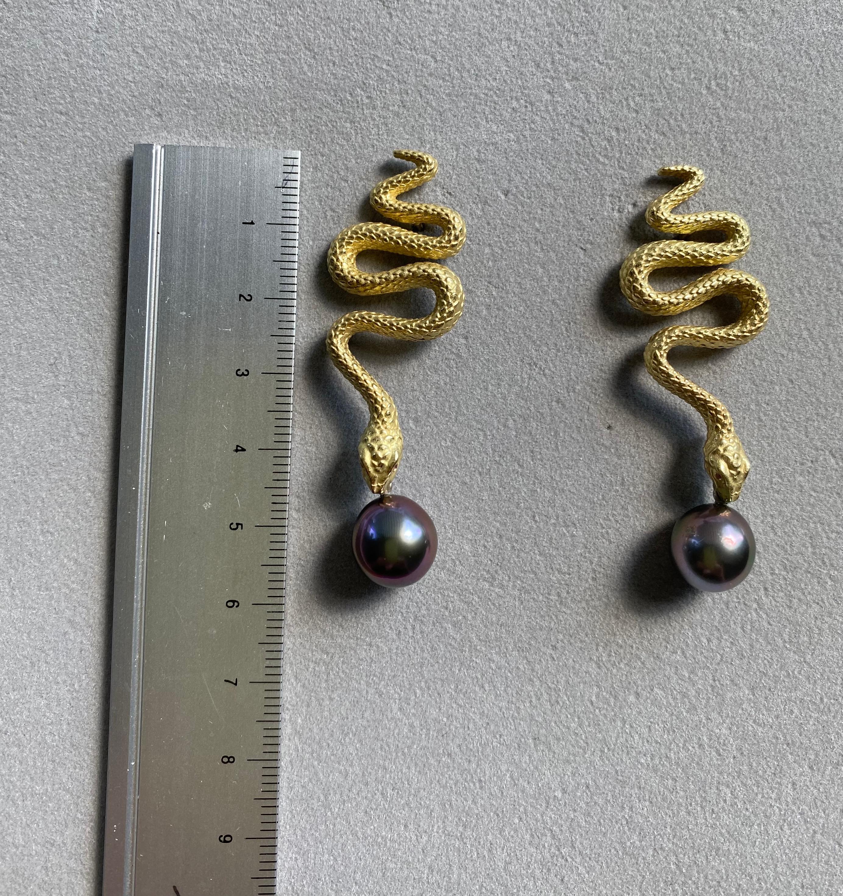 Contemporary Lilly Hastedt Tahitian Black Pearl Yellow Gold Snake Cocktail Earrings