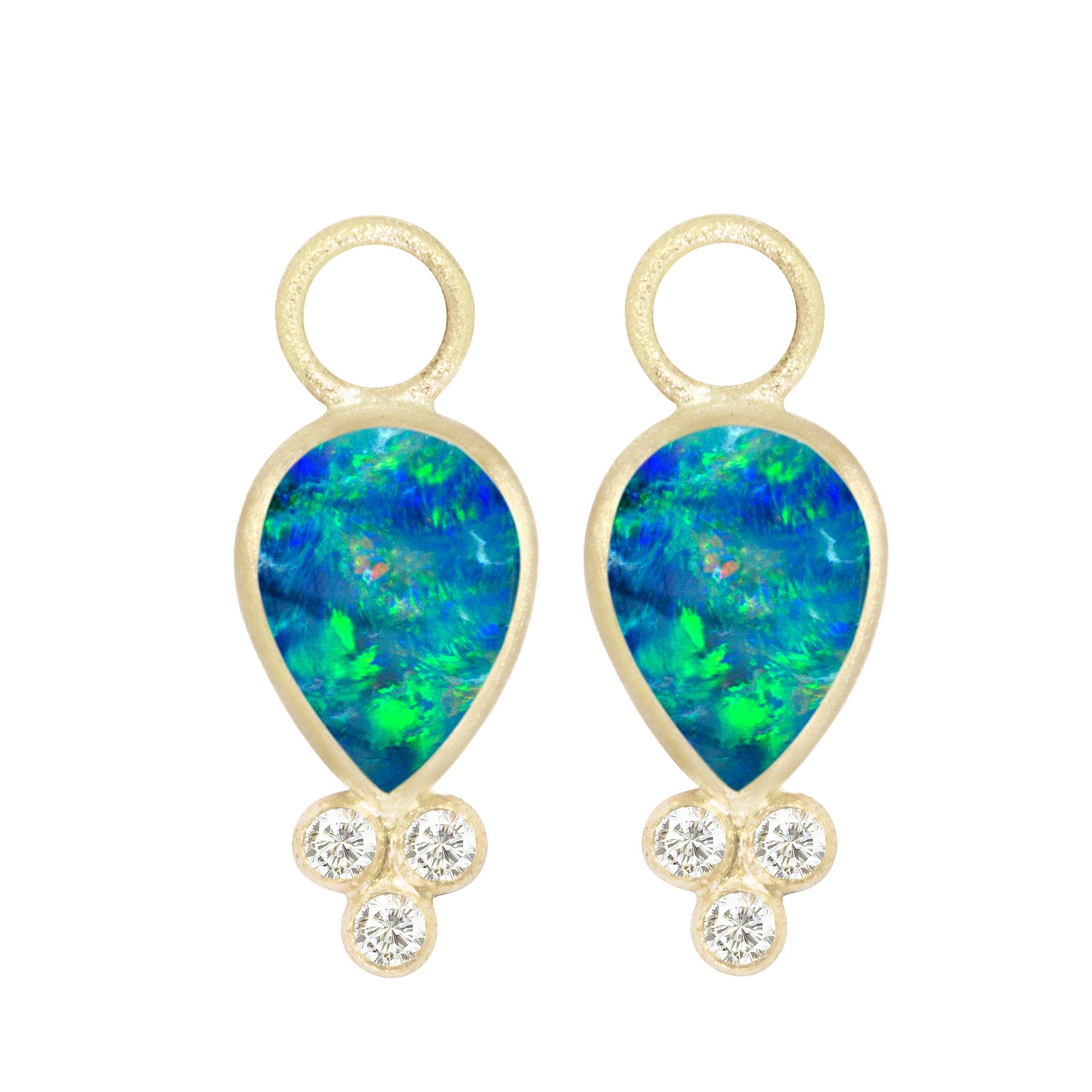 Lilly Opal 18 Karat Gold Earrings In New Condition For Sale In Denver, CO