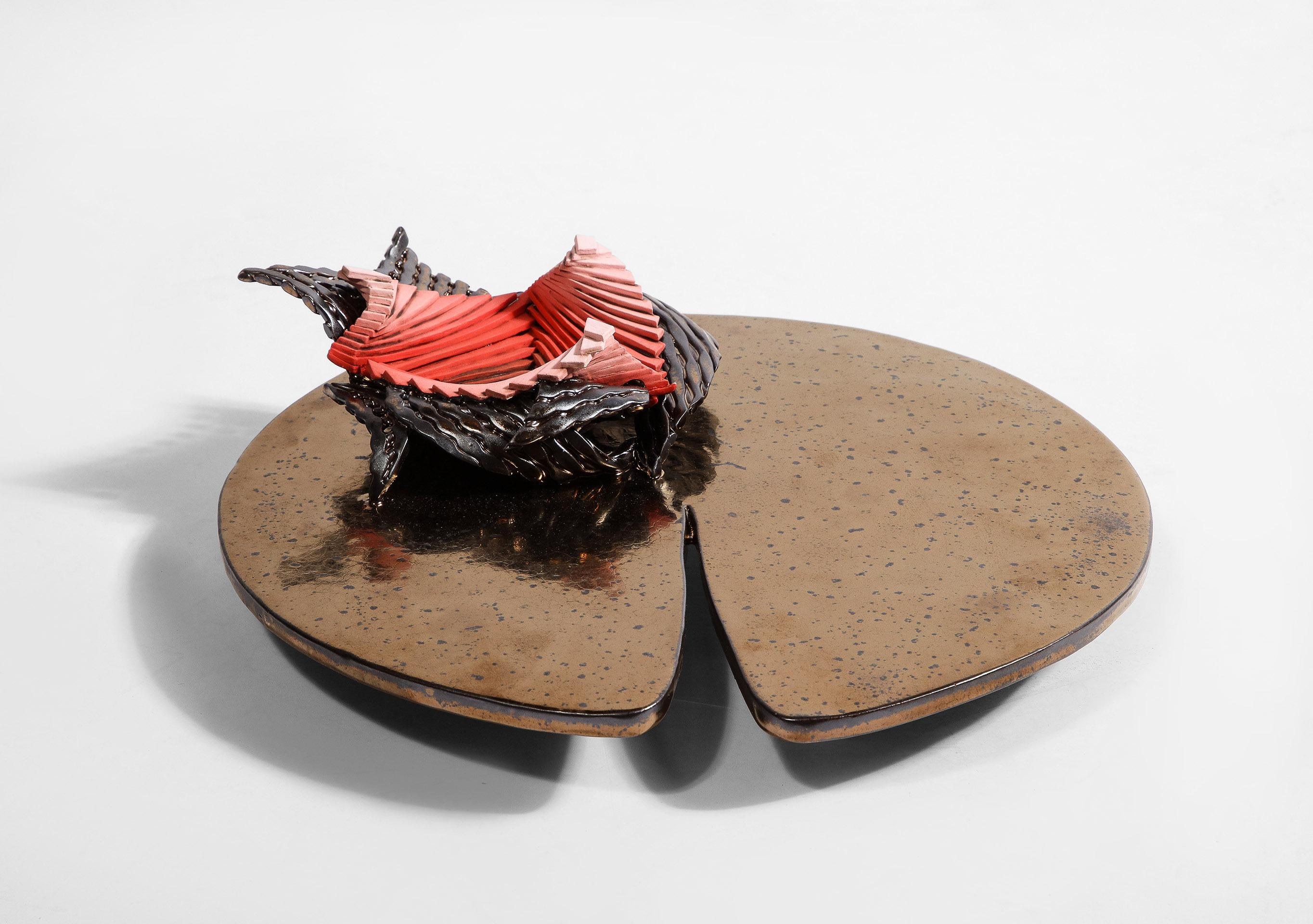 Plateau en céramique « Lilly Pad » de Colleen Carlson en vente 4
