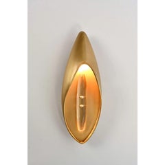 Lilly Wall Sconce by Dainte