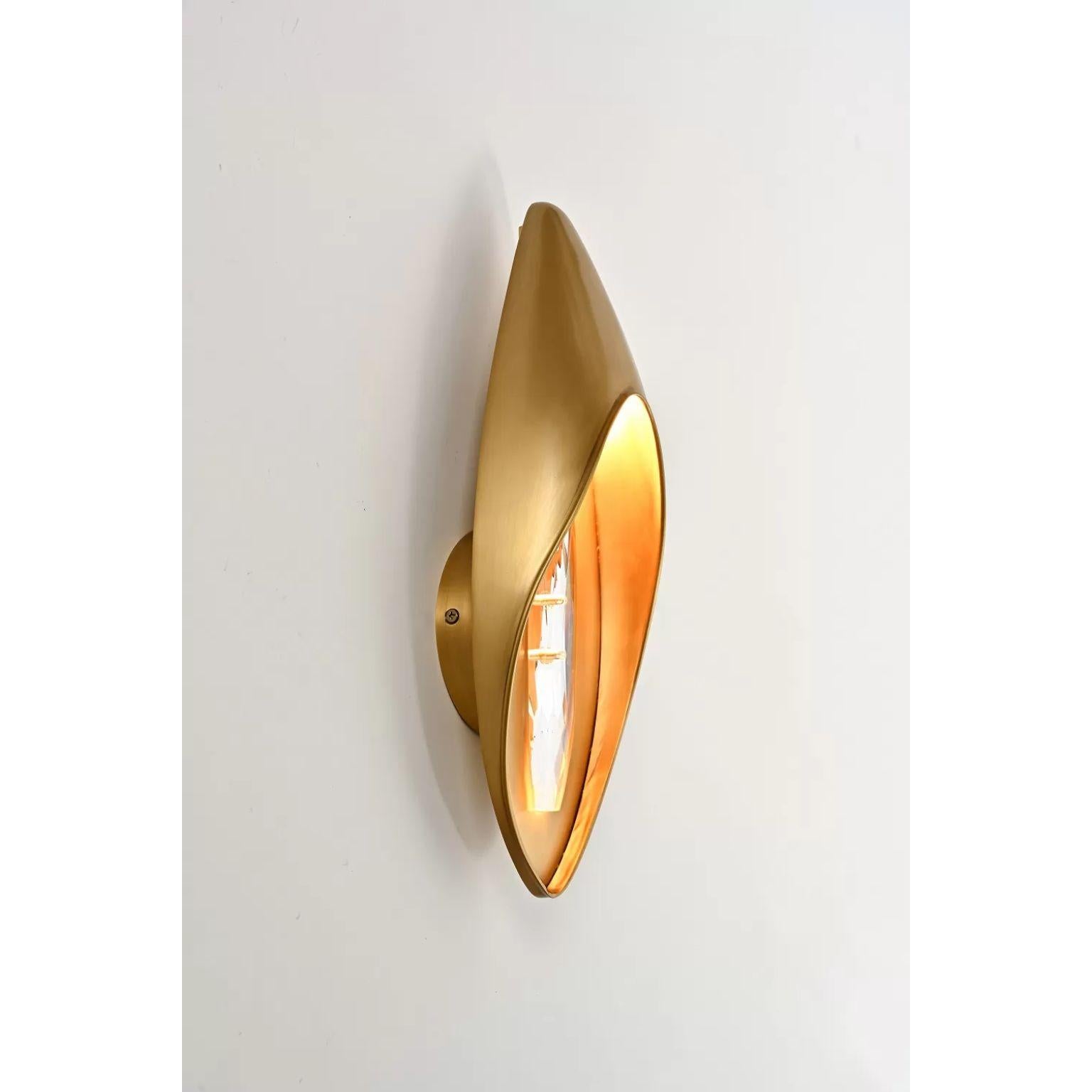 Post-Modern Lilly Wall Sconce by Dainte For Sale