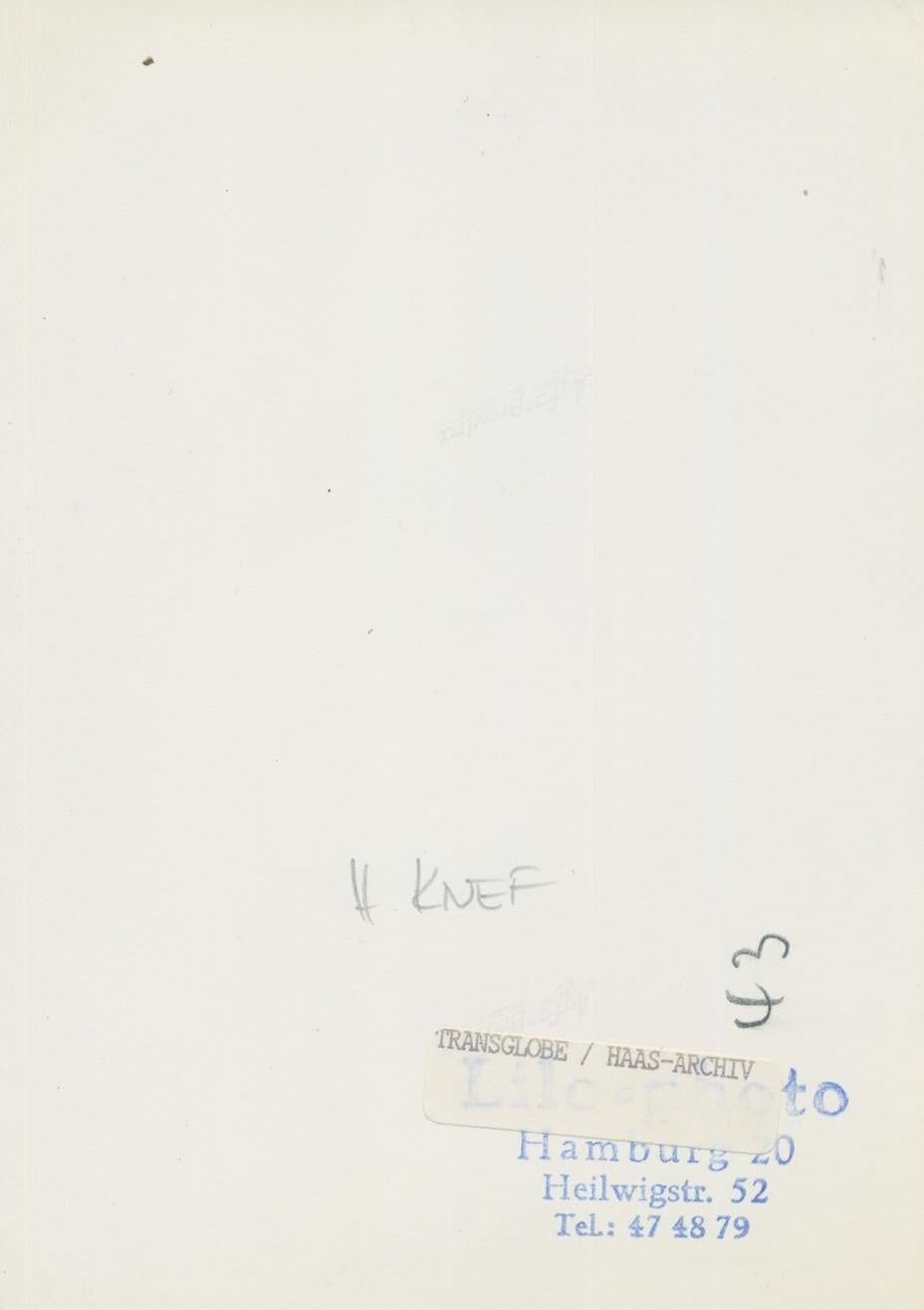 Lilo Winterstein – Studio Portrait of Hildegard Knef, circa 1958 - Vintage Print For Sale 1