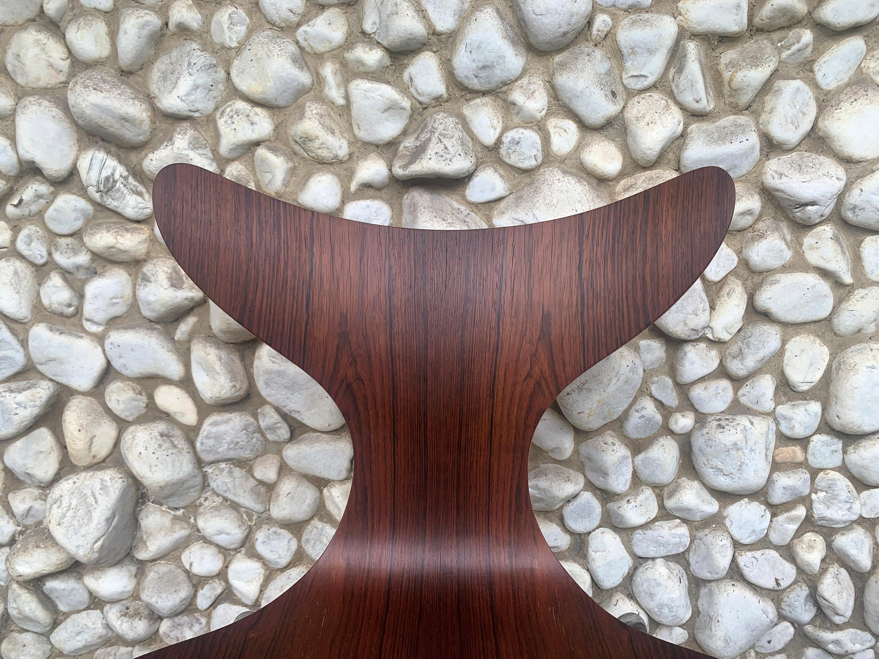 Sedia Lily modello 3108 di Arne Jacobsen, Fritz Hansen, Danimarca, Palissandro, 1976 in vendita 2