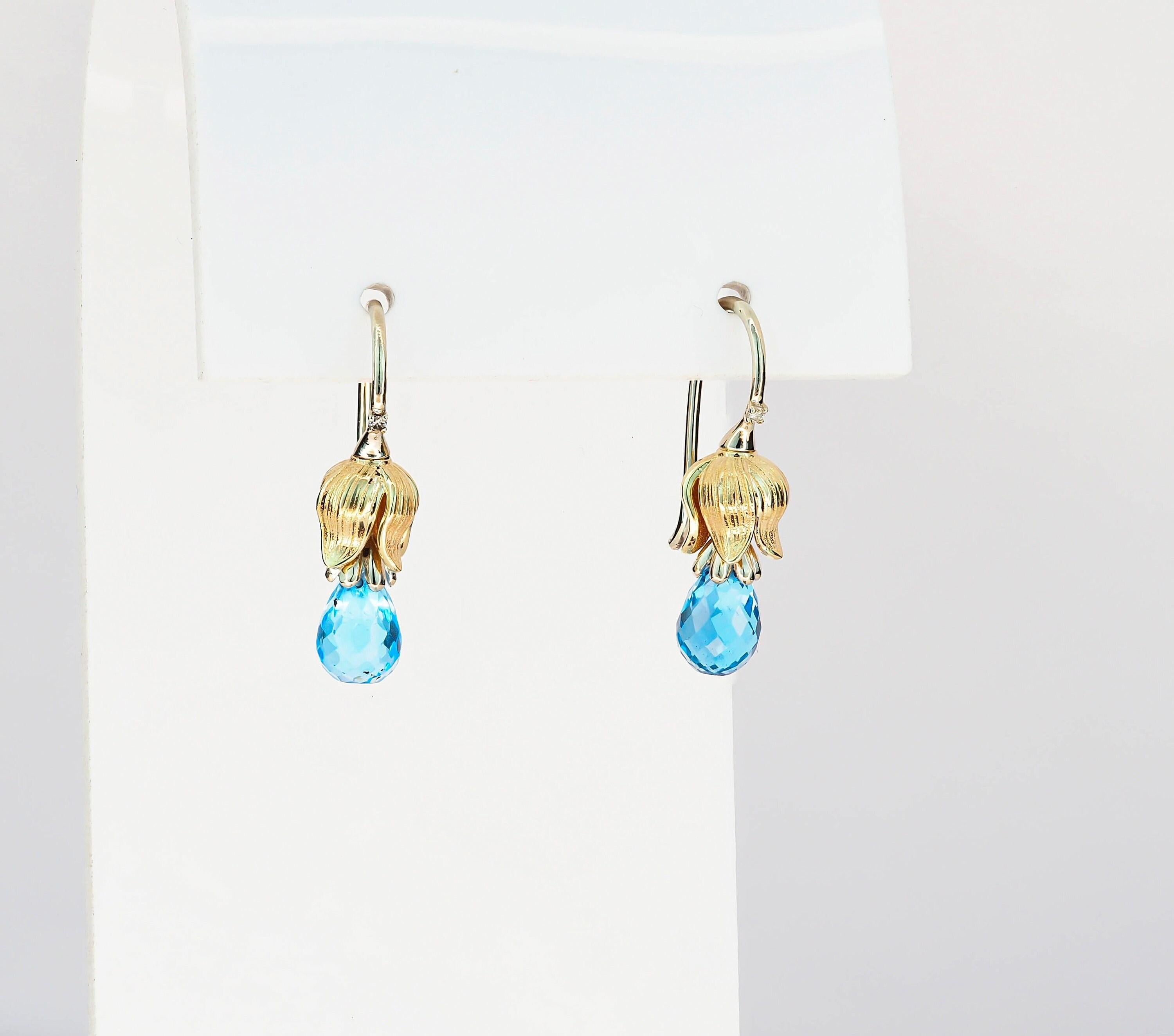 Lily flower earrings with Topazes and diamonds In New Condition For Sale In Istanbul, TR