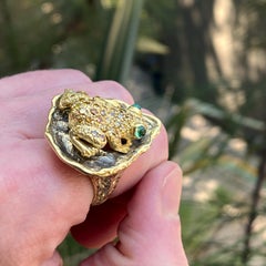 "Lily Frog" Cocktail Ring in 18K Gold with Emeralds, Cognac & Yellow Diamonds